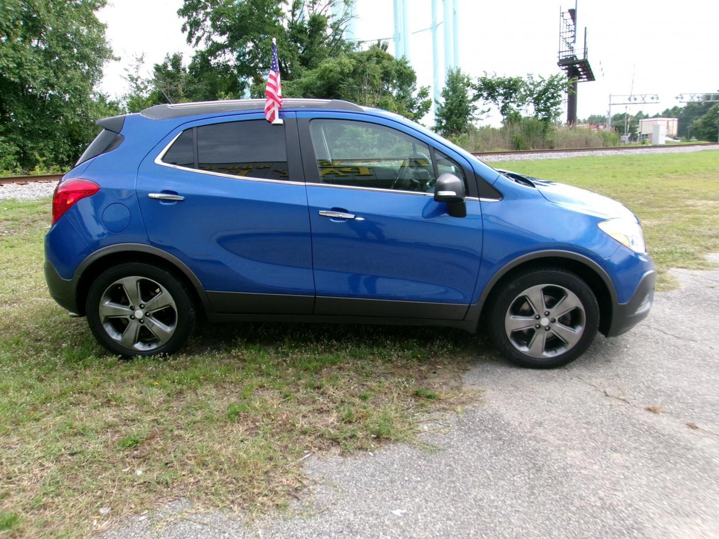 2014 Blue Buick Encore Base FWD (KL4CJASBXEB) with an 1.4L L4 DOHC 16V TURBO engine, 6-Speed Automatic transmission, located at 2553 Airline Blvd, Portsmouth, VA, 23701, (757) 488-8331, 36.813889, -76.357597 - Photo#4
