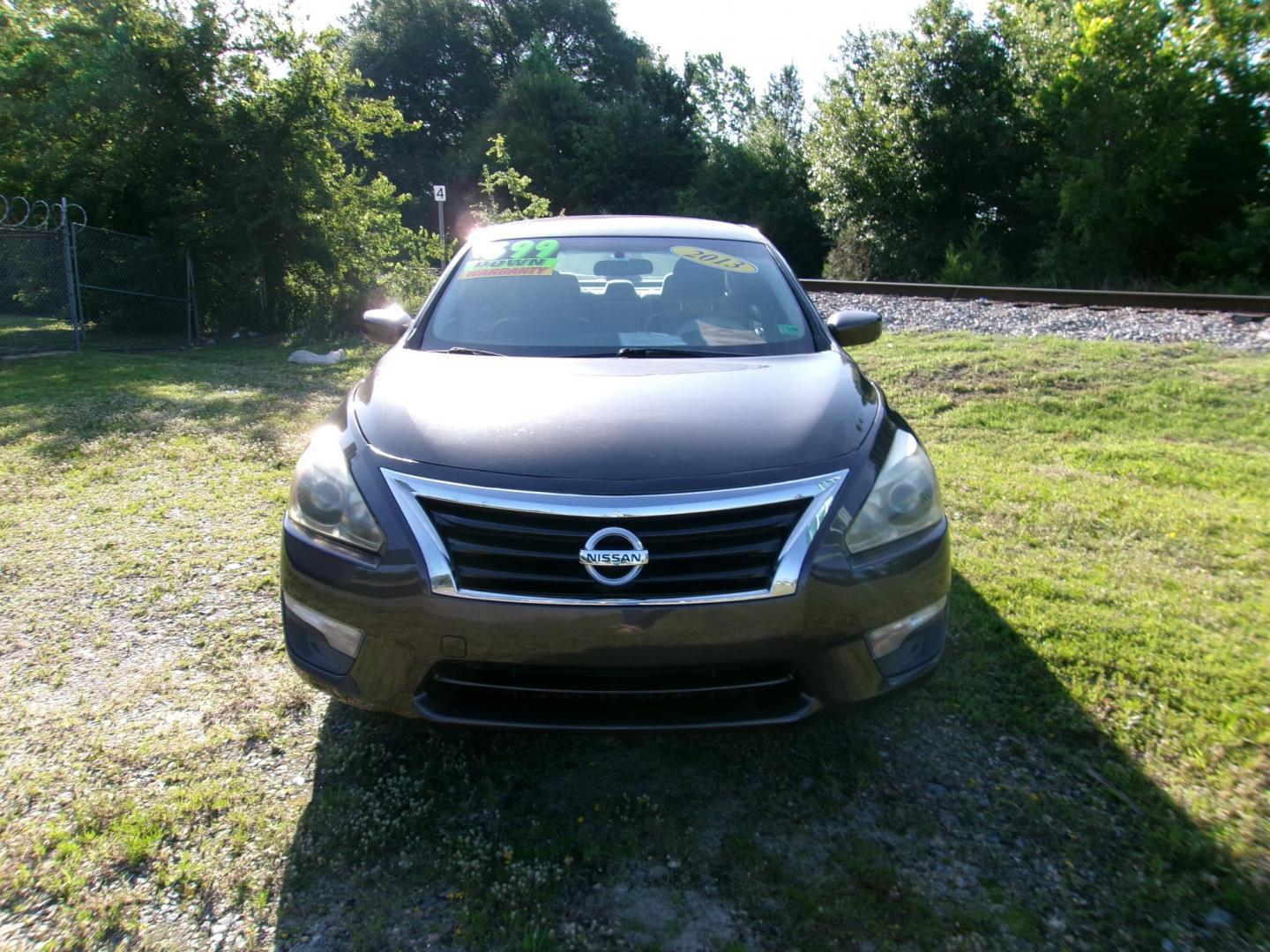 2013 Bronze Nissan Altima 3.5 SV (1N4BL3AP3DC) with an 3.5L V6 DOHC 24V engine, Continuously Variable Transmission transmission, located at 2553 Airline Blvd, Portsmouth, VA, 23701, (757) 488-8331, 36.813889, -76.357597 - ***VEHICLE TERMS*** Down Payment: $699 Weekly Payment: $105 APR: 23.9% Repayment Terms: 42 Months *** CALL ELIZABETH SMITH - DIRECTOR OF MARKETING @ 757-488-8331 TO SCHEDULE YOUR APPOINTMENT TODAY AND GET PRE-APPROVED RIGHT OVER THE PHONE*** - Photo#2