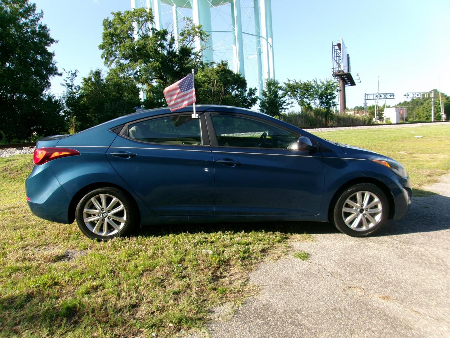 2015 Blue Hyundai Elantra Limited (KMHDH4AE4FU) with an 1.8L L4 DOHC 16V engine, 6-Speed Automatic transmission, located at 2553 Airline Blvd, Portsmouth, VA, 23701, (757) 488-8331, 36.813889, -76.357597 - ***VEHICLE TERMS*** Down Payment: $699 Weekly Payment: $110 APR: 23.9% Repayment Terms: 42 Months *** CALL ELIZABETH SMITH - DIRECTOR OF MARKETING @ 757-488-8331 TO SCHEDULE YOUR APPOINTMENT TODAY AND GET PRE-APPROVED RIGHT OVER THE PHONE*** - Photo#4