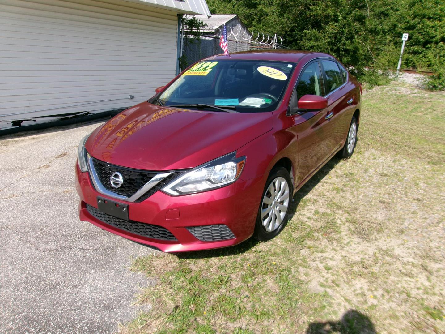 2017 Red Nissan Sentra S 6MT (3N1AB7AP3HL) with an 1.8L L4 SFI DOHC 16V engine, 6M transmission, located at 2553 Airline Blvd, Portsmouth, VA, 23701, (757) 488-8331, 36.813889, -76.357597 - ***VEHICLE TERMS*** Down Payment: $699 Weekly Payment: $110 APR: 23.9% Repayment Terms: 42 Months *** CALL ELIZABETH SMITH - DIRECTOR OF MARKETING @ 757-488-8331 TO SCHEDULE YOUR APPOINTMENT TODAY AND GET PRE-APPROVED RIGHT OVER THE PHONE*** - Photo#1