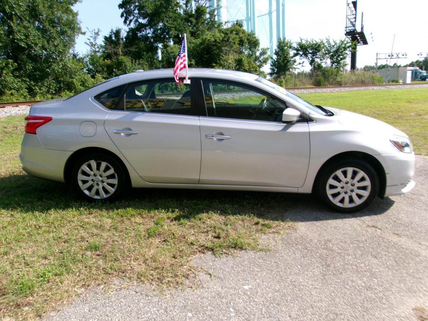 2016 Nissan Sentra FE+ S (3N1AB7AP2GL) with an 1.8L L4 SFI DOHC 16V engine, CVT transmission, located at 2553 Airline Blvd, Portsmouth, VA, 23701, (757) 488-8331, 36.813889, -76.357597 - ***VEHICLE TERMS*** Down Payment: $899 Weekly Payment: $110 APR: 23.9% Repayment Terms: 42 Months *** CALL ELIZABETH SMITH - DIRECTOR OF MARKETING @ 757-488-8331 TO SCHEDULE YOUR APPOINTMENT TODAY AND GET PRE-APPROVED RIGHT OVER THE PHONE*** - Photo#4