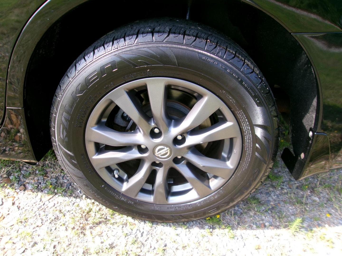 2015 Black Nissan Altima 2.5 S (1N4AL3AP1FC) with an 2.5L L4 DOHC 16V engine, Continuously Variable Transmission transmission, located at 2553 Airline Blvd, Portsmouth, VA, 23701, (757) 488-8331, 36.813889, -76.357597 - ***VEHICLE TERMS*** Down Payment: $999 Weekly Payment: $110 APR: 23.9% Repayment Terms: 42 Months *** CALL ELIZABETH SMITH - DIRECTOR OF MARKETING @ 757-488-8331 TO SCHEDULE YOUR APPOINTMENT TODAY AND GET PRE-APPROVED RIGHT OVER THE PHONE*** - Photo#8