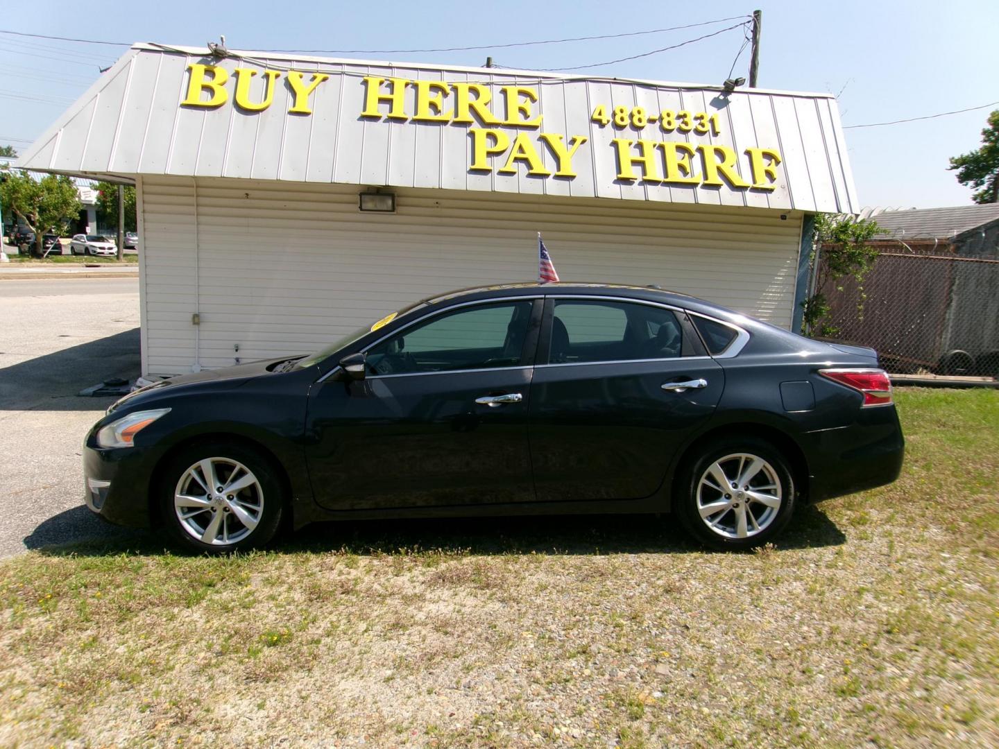 2015 Blue Nissan Altima 2.5 S (1N4AL3AP0FC) with an 2.5L L4 DOHC 16V engine, Continuously Variable Transmission transmission, located at 2553 Airline Blvd, Portsmouth, VA, 23701, (757) 488-8331, 36.813889, -76.357597 - Photo#0