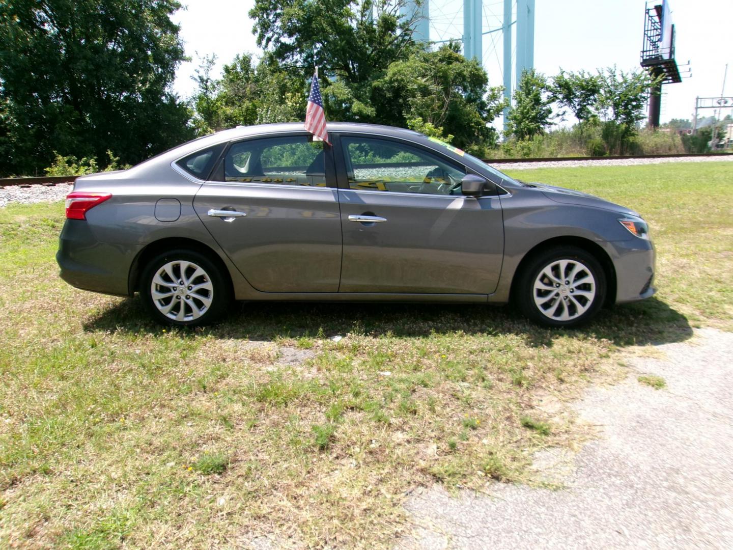 2019 Gray Nissan Sentra S CVT (3N1AB7AP7KY) with an 1.8L L4 SFI DOHC 16V engine, CVT transmission, located at 2553 Airline Blvd, Portsmouth, VA, 23701, (757) 488-8331, 36.813889, -76.357597 - ***VEHICLE TERMS*** Down Payment: $999 Weekly Payment: $115 APR: 23.9% Repayment Terms: 42 Months *** CALL ELIZABETH SMITH - DIRECTOR OF MARKETING @ 757-488-8331 TO SCHEDULE YOUR APPOINTMENT TODAY AND GET PRE-APPROVED RIGHT OVER THE PHONE*** - Photo#4