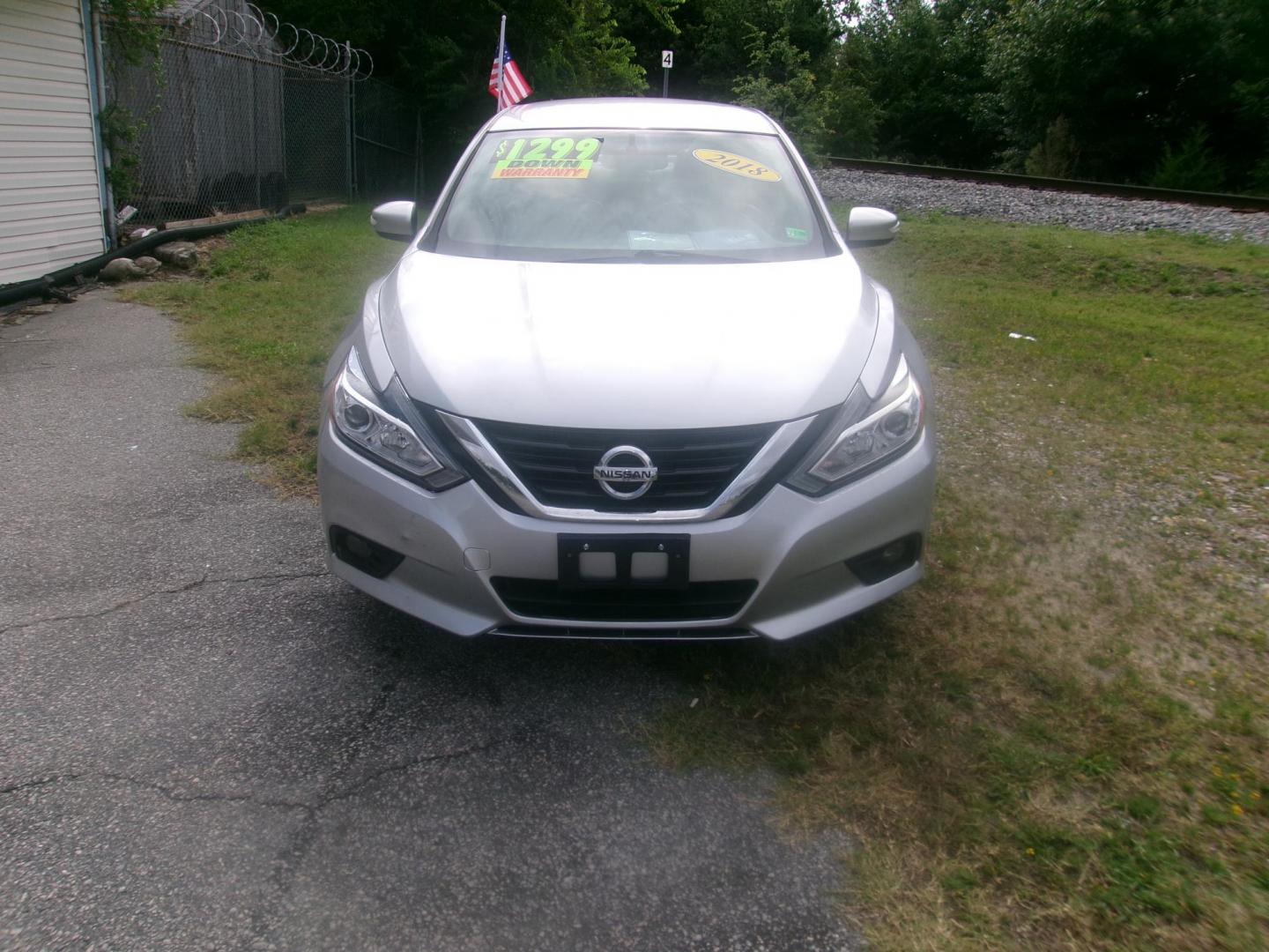2018 Silver Nissan Altima 2.5 (1N4AL3AP8JC) with an 2.5L L4 DOHC 16V engine, CVT transmission, located at 2553 Airline Blvd, Portsmouth, VA, 23701, (757) 488-8331, 36.813889, -76.357597 - ***VEHICLE TERMS*** Down Payment: $1299 Weekly Payment: $120 APR: 23.9% Repayment Terms: 42 Months *** CALL ELIZABETH SMITH - DIRECTOR OF MARKETING @ 757-488-8331 TO SCHEDULE YOUR APPOINTMENT TODAY AND GET PRE-APPROVED RIGHT OVER THE PHONE*** - Photo#2