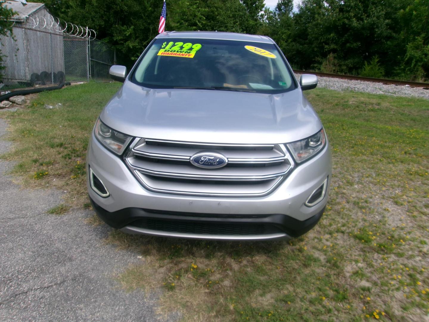 2017 Silver Ford Edge SEL FWD (2FMPK3J92HB) with an 2.0L L4 DOHC 16V engine, 6A transmission, located at 2553 Airline Blvd, Portsmouth, VA, 23701, (757) 488-8331, 36.813889, -76.357597 - Photo#2