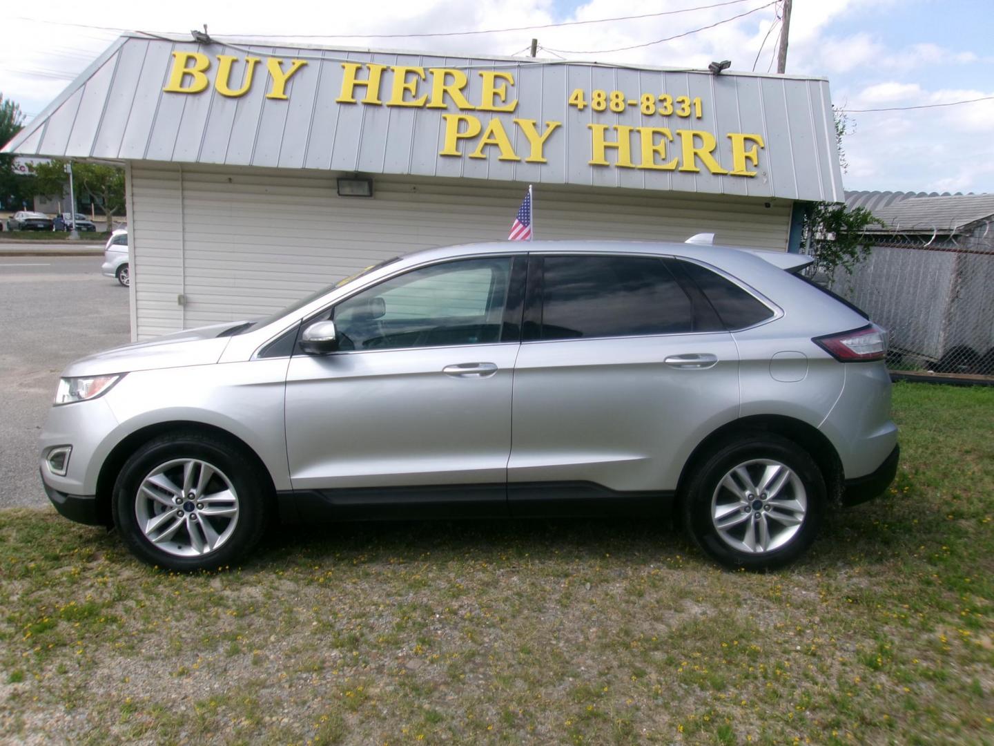 2017 Silver Ford Edge SEL FWD (2FMPK3J92HB) with an 2.0L L4 DOHC 16V engine, 6A transmission, located at 2553 Airline Blvd, Portsmouth, VA, 23701, (757) 488-8331, 36.813889, -76.357597 - Photo#0
