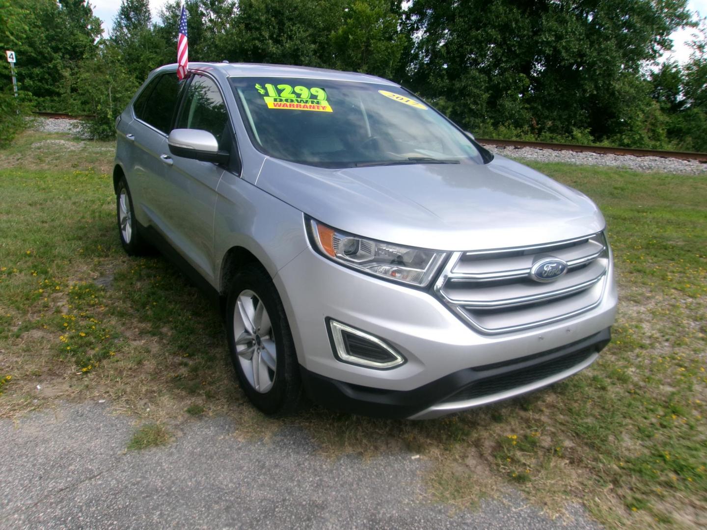 2017 Silver Ford Edge SEL FWD (2FMPK3J92HB) with an 2.0L L4 DOHC 16V engine, 6A transmission, located at 2553 Airline Blvd, Portsmouth, VA, 23701, (757) 488-8331, 36.813889, -76.357597 - Photo#3
