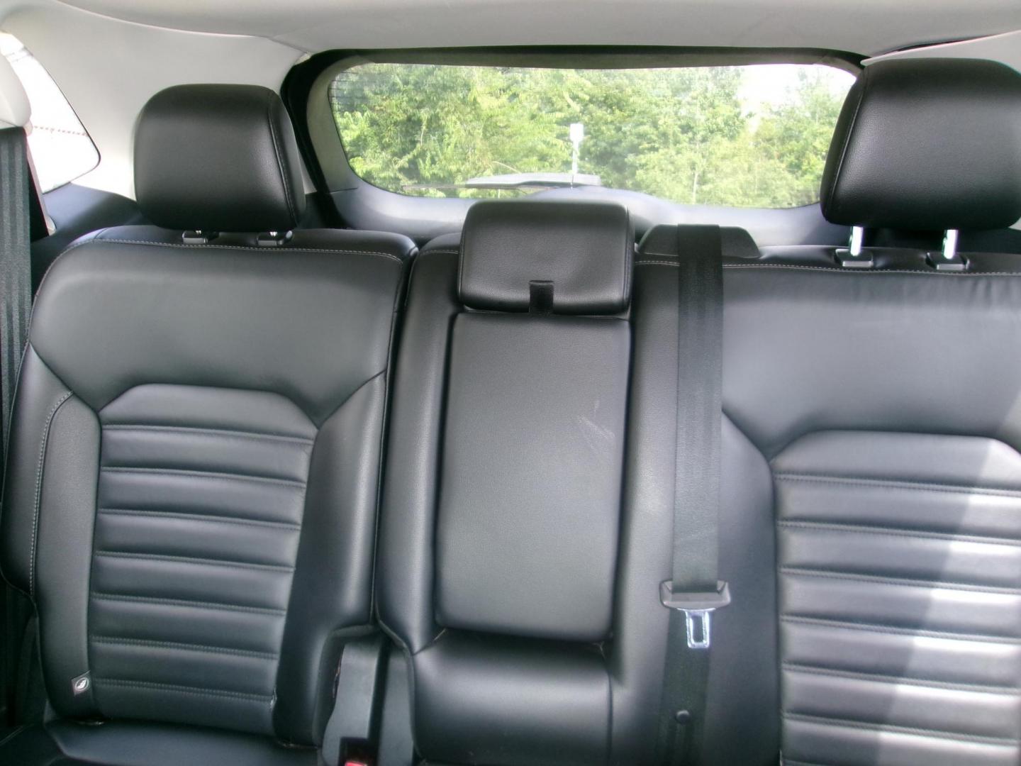 2017 Silver Ford Edge SEL FWD (2FMPK3J92HB) with an 2.0L L4 DOHC 16V engine, 6A transmission, located at 2553 Airline Blvd, Portsmouth, VA, 23701, (757) 488-8331, 36.813889, -76.357597 - Photo#10