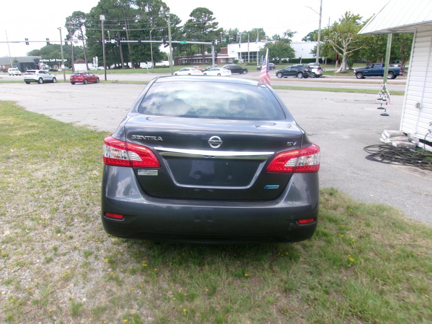2014 Gray Nissan Sentra S 6MT (3N1AB7AP2EY) with an 1.8L L4 SFI DOHC 16V engine, 6-Speed Manual transmission, located at 2553 Airline Blvd, Portsmouth, VA, 23701, (757) 488-8331, 36.813889, -76.357597 - Photo#6