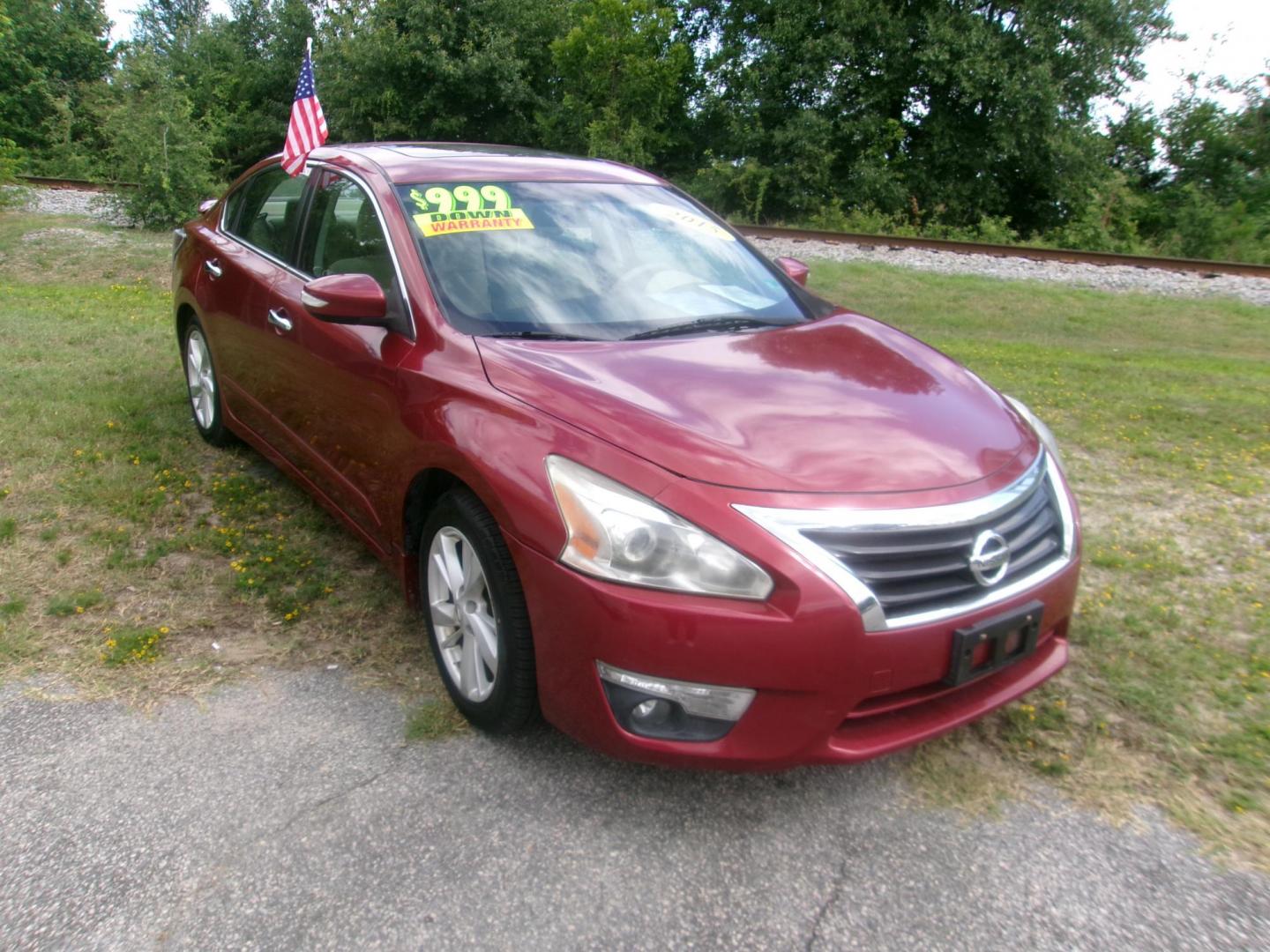 2015 Red Nissan Altima 2.5 S (1N4AL3AP3FC) with an 2.5L L4 DOHC 16V engine, Continuously Variable Transmission transmission, located at 2553 Airline Blvd, Portsmouth, VA, 23701, (757) 488-8331, 36.813889, -76.357597 - ***VEHICLE TERMS*** Down Payment: $999 Weekly Payment: $115 APR: 23.9% Repayment Terms: 42 Months *** CALL ELIZABETH SMITH - DIRECTOR OF MARKETING @ 757-488-8331 TO SCHEDULE YOUR APPOINTMENT TODAY AND GET PRE-APPROVED RIGHT OVER THE PHONE*** - Photo#3