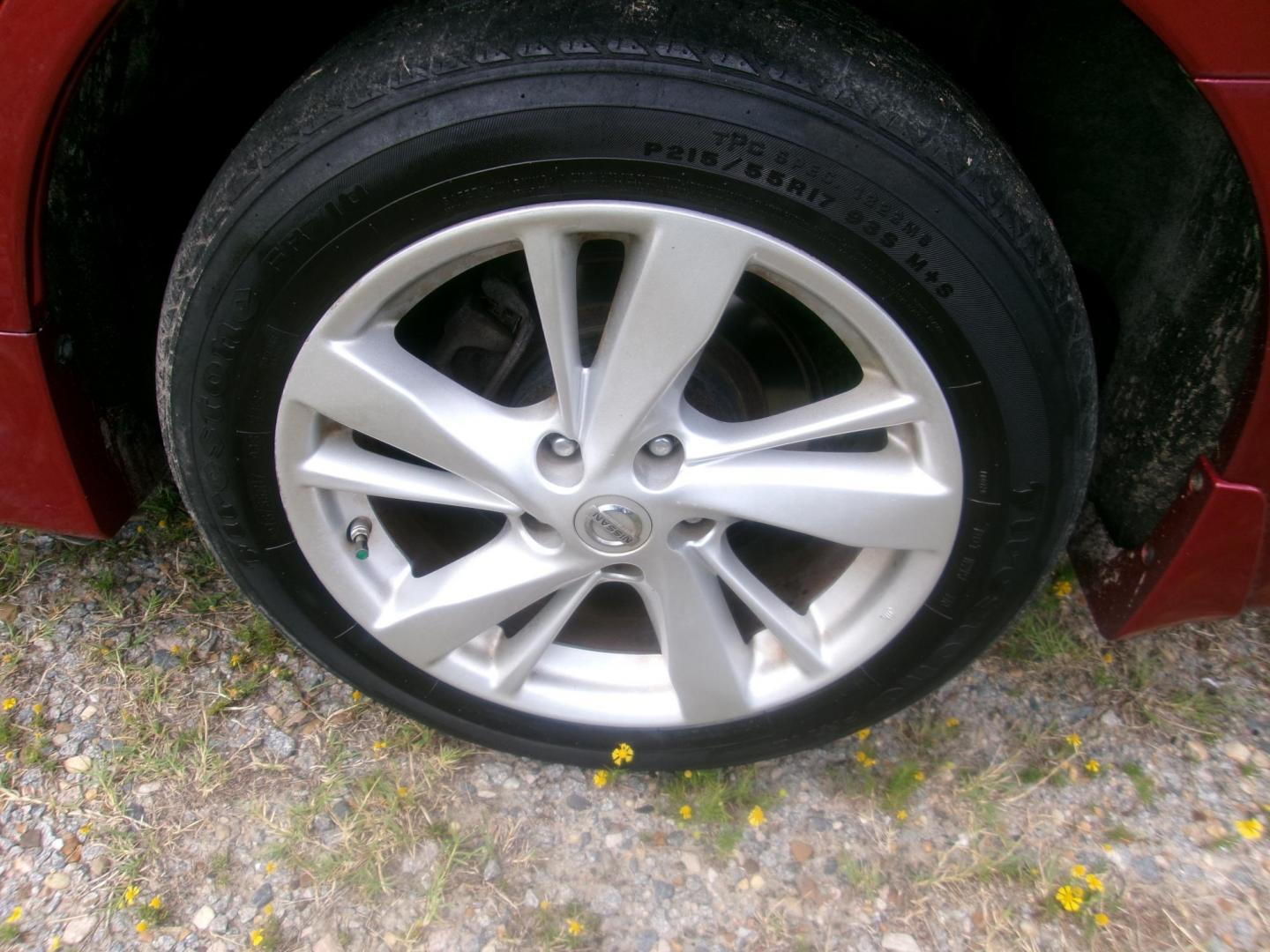 2015 Red Nissan Altima 2.5 S (1N4AL3AP3FC) with an 2.5L L4 DOHC 16V engine, Continuously Variable Transmission transmission, located at 2553 Airline Blvd, Portsmouth, VA, 23701, (757) 488-8331, 36.813889, -76.357597 - ***VEHICLE TERMS*** Down Payment: $999 Weekly Payment: $115 APR: 23.9% Repayment Terms: 42 Months *** CALL ELIZABETH SMITH - DIRECTOR OF MARKETING @ 757-488-8331 TO SCHEDULE YOUR APPOINTMENT TODAY AND GET PRE-APPROVED RIGHT OVER THE PHONE*** - Photo#8