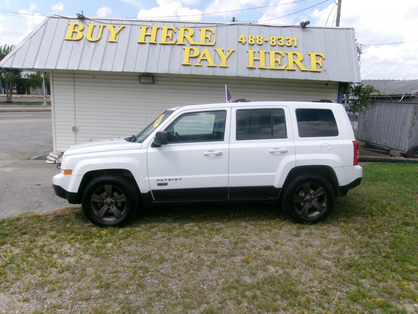 2016 White Jeep Patriot Sport 2WD (1C4NJPBB5GD) with an 2.4L L4 DOHC 16V engine, located at 2553 Airline Blvd, Portsmouth, VA, 23701, (757) 488-8331, 36.813889, -76.357597 - ***VEHICLE TERMS*** Down Payment: $799 Weekly Payment: $110 APR: 23.9% Repayment Terms: 42 Months *** CALL ELIZABETH SMITH - DIRECTOR OF MARKETING @ 757-488-8331 TO SCHEDULE YOUR APPOINTMENT TODAY AND GET PRE-APPROVED RIGHT OVER THE PHONE*** - Photo#0