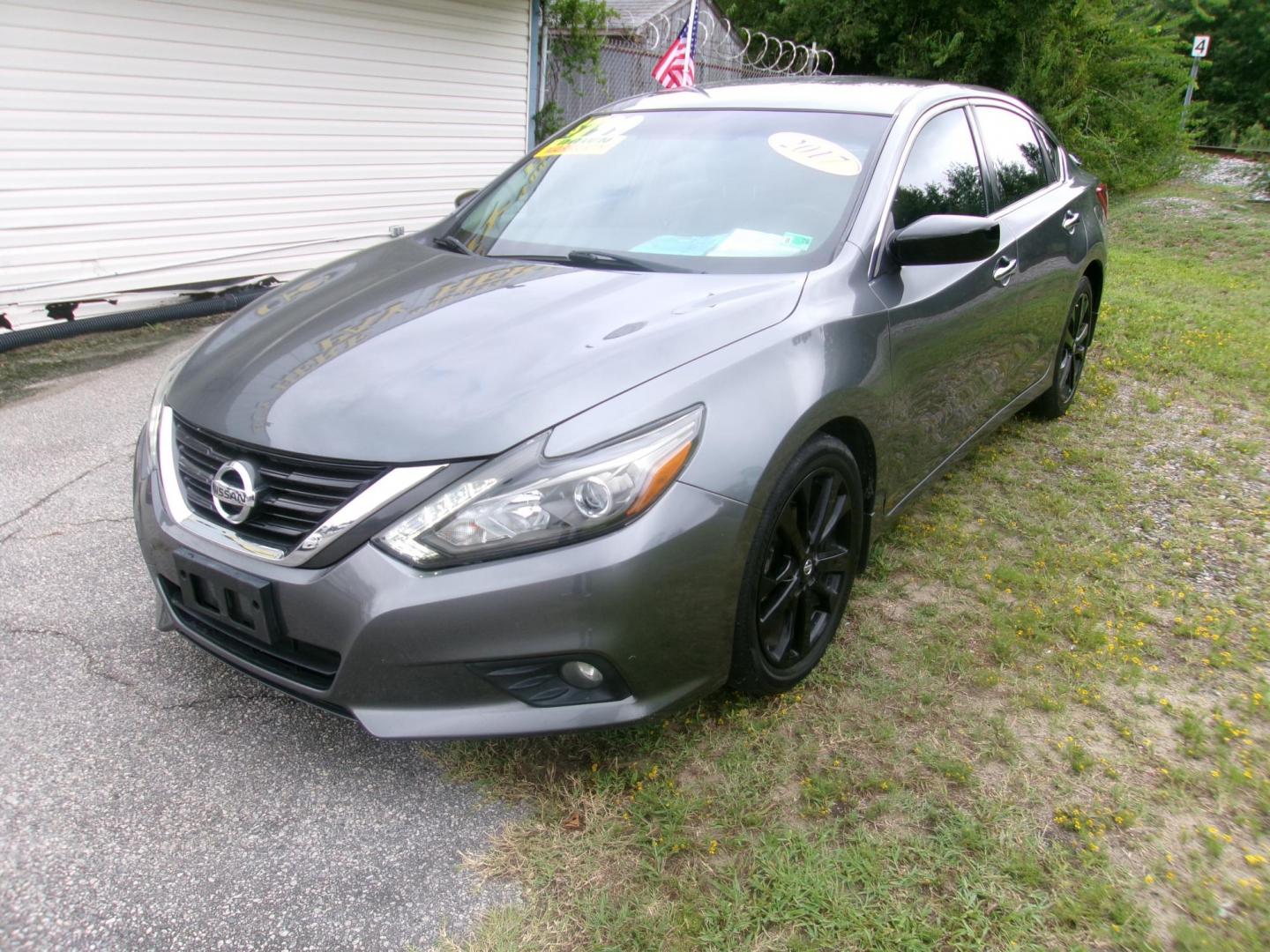2017 Gray Nissan Altima 2.5 S (1N4AL3AP1HC) with an 2.5L L4 DOHC 16V engine, CVT transmission, located at 2553 Airline Blvd, Portsmouth, VA, 23701, (757) 488-8331, 36.813889, -76.357597 - ***VEHICLE TERMS*** Down Payment: $799 Weekly Payment: $115 APR: 23.9% Repayment Terms: 42 Months *** CALL ELIZABETH SMITH - DIRECTOR OF MARKETING @ 757-488-8331 TO SCHEDULE YOUR APPOINTMENT TODAY AND GET PRE-APPROVED RIGHT OVER THE PHONE*** - Photo#1