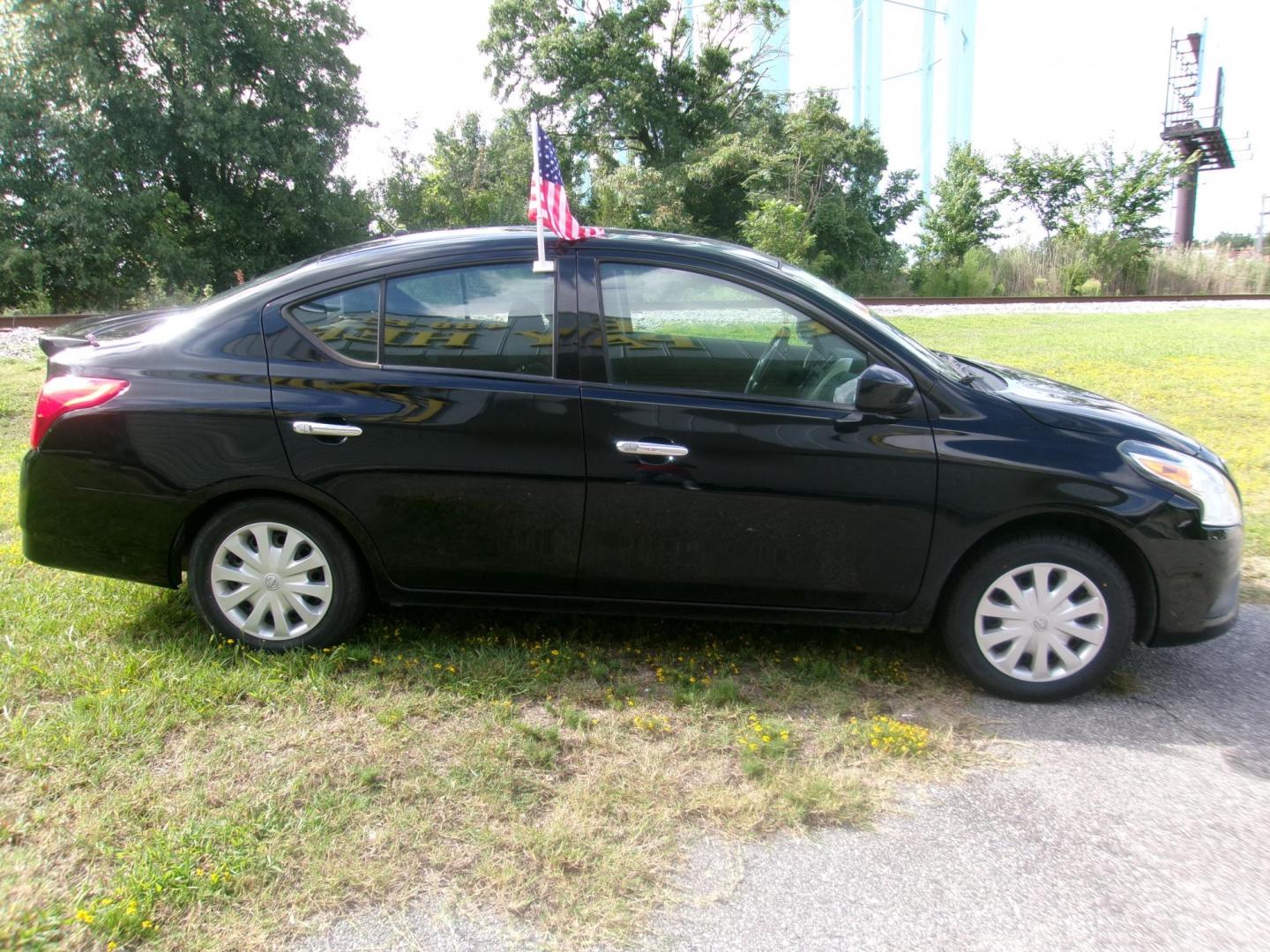 2019 Black Nissan Versa 1.6 SV Sedan (3N1CN7AP2KL) with an 1.6L L4 DOHC 16V engine, CVT transmission, located at 2553 Airline Blvd, Portsmouth, VA, 23701, (757) 488-8331, 36.813889, -76.357597 - ***VEHICLE TERMS*** Down Payment: $699 Weekly Payment: $115 APR: 23.9% Repayment Terms: 42 Months *** CALL ELIZABETH SMITH - DIRECTOR OF MARKETING @ 757-488-8331 TO SCHEDULE YOUR APPOINTMENT TODAY AND GET PRE-APPROVED RIGHT OVER THE PHONE*** - Photo#4