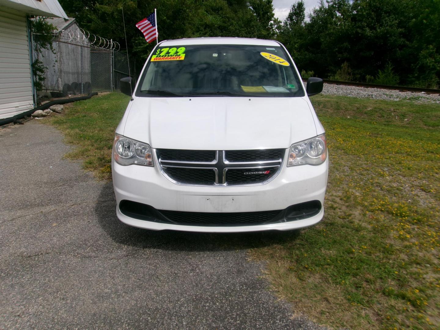 2014 White Dodge Grand Caravan SE (2C4RDGBGXER) with an 3.6L V6 DOHC 24V engine, 6-Speed Automatic transmission, located at 2553 Airline Blvd, Portsmouth, VA, 23701, (757) 488-8331, 36.813889, -76.357597 - ***VEHICLE TERMS*** Down Payment: $799 Weekly Payment: $110 APR: 23.9% Repayment Terms: 42 Months *** CALL ELIZABETH SMITH - DIRECTOR OF MARKETING @ 757-488-8331 TO SCHEDULE YOUR APPOINTMENT TODAY AND GET PRE-APPROVED RIGHT OVER THE PHONE*** - Photo#2