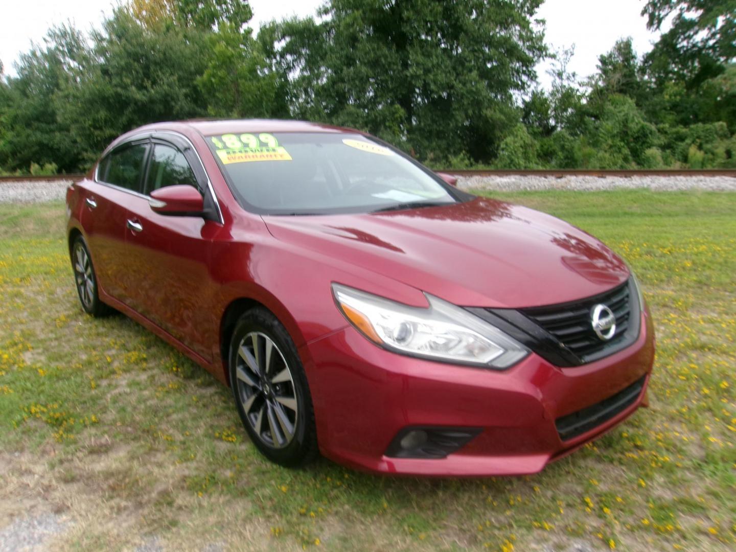 2016 Red Nissan Altima 2.5 SL (1N4AL3AP1GC) with an 2.5L L4 DOHC 16V engine, CVT transmission, located at 2553 Airline Blvd, Portsmouth, VA, 23701, (757) 488-8331, 36.813889, -76.357597 - ***VEHICLE TERMS*** Down Payment: $899 Weekly Payment: $110 APR: 23.9% Repayment Terms: 42 Months *** CALL ELIZABETH SMITH - DIRECTOR OF MARKETING @ 757-488-8331 TO SCHEDULE YOUR APPOINTMENT TODAY AND GET PRE-APPROVED RIGHT OVER THE PHONE*** - Photo#3