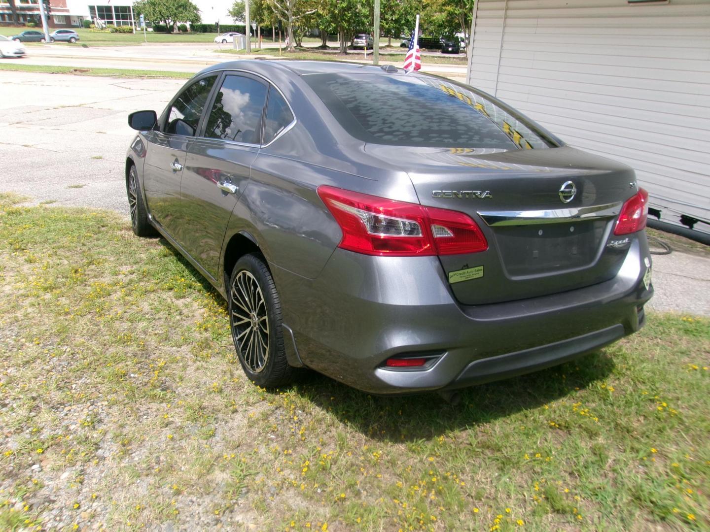 2017 Gray Nissan Sentra S 6MT (3N1AB7AP9HY) with an 1.8L L4 SFI DOHC 16V engine, 6M transmission, located at 2553 Airline Blvd, Portsmouth, VA, 23701, (757) 488-8331, 36.813889, -76.357597 - ***VEHICLE TERMS*** Down Payment: $799 Weekly Payment: $115 APR: 23.9% Repayment Terms: 42 Months *** CALL ELIZABETH SMITH - DIRECTOR OF MARKETING @ 757-488-8331 TO SCHEDULE YOUR APPOINTMENT TODAY AND GET PRE-APPROVED RIGHT OVER THE PHONE*** - Photo#7
