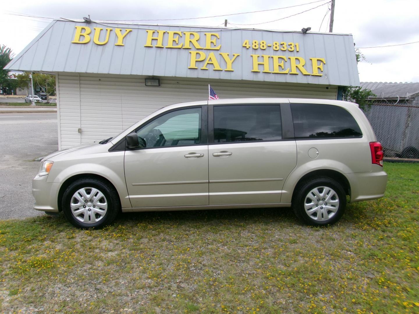 2014 Tan Dodge Grand Caravan SE (2C4RDGBG2ER) with an 3.6L V6 DOHC 24V engine, 6-Speed Automatic transmission, located at 2553 Airline Blvd, Portsmouth, VA, 23701, (757) 488-8331, 36.813889, -76.357597 - ***VEHICLE TERMS*** Down Payment: $899 Weekly Payment: $110 APR: 23.9% Repayment Terms: 42 Months *** CALL ELIZABETH SMITH - DIRECTOR OF MARKETING @ 757-488-8331 TO SCHEDULE YOUR APPOINTMENT TODAY AND GET PRE-APPROVED RIGHT OVER THE PHONE*** - Photo#0