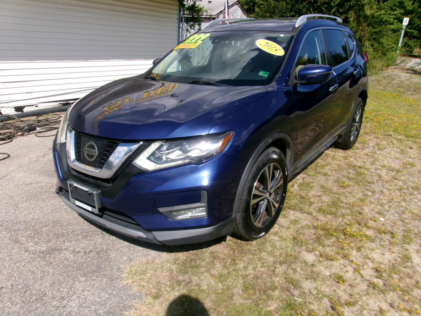 2017 Blue Nissan Rogue SL AWD (JN8AT2MV3HW) with an 2.5L L4 DOHC 16V engine, CVT transmission, located at 2553 Airline Blvd, Portsmouth, VA, 23701, (757) 488-8331, 36.813889, -76.357597 - ***VEHICLE TERMS*** Down Payment: $999 Weekly Payment: $120 APR: 23.9% Repayment Terms: 42 Months *** CALL ELIZABETH SMITH - DIRECTOR OF MARKETING @ 757-488-8331 TO SCHEDULE YOUR APPOINTMENT TODAY AND GET PRE-APPROVED RIGHT OVER THE PHONE*** - Photo#1