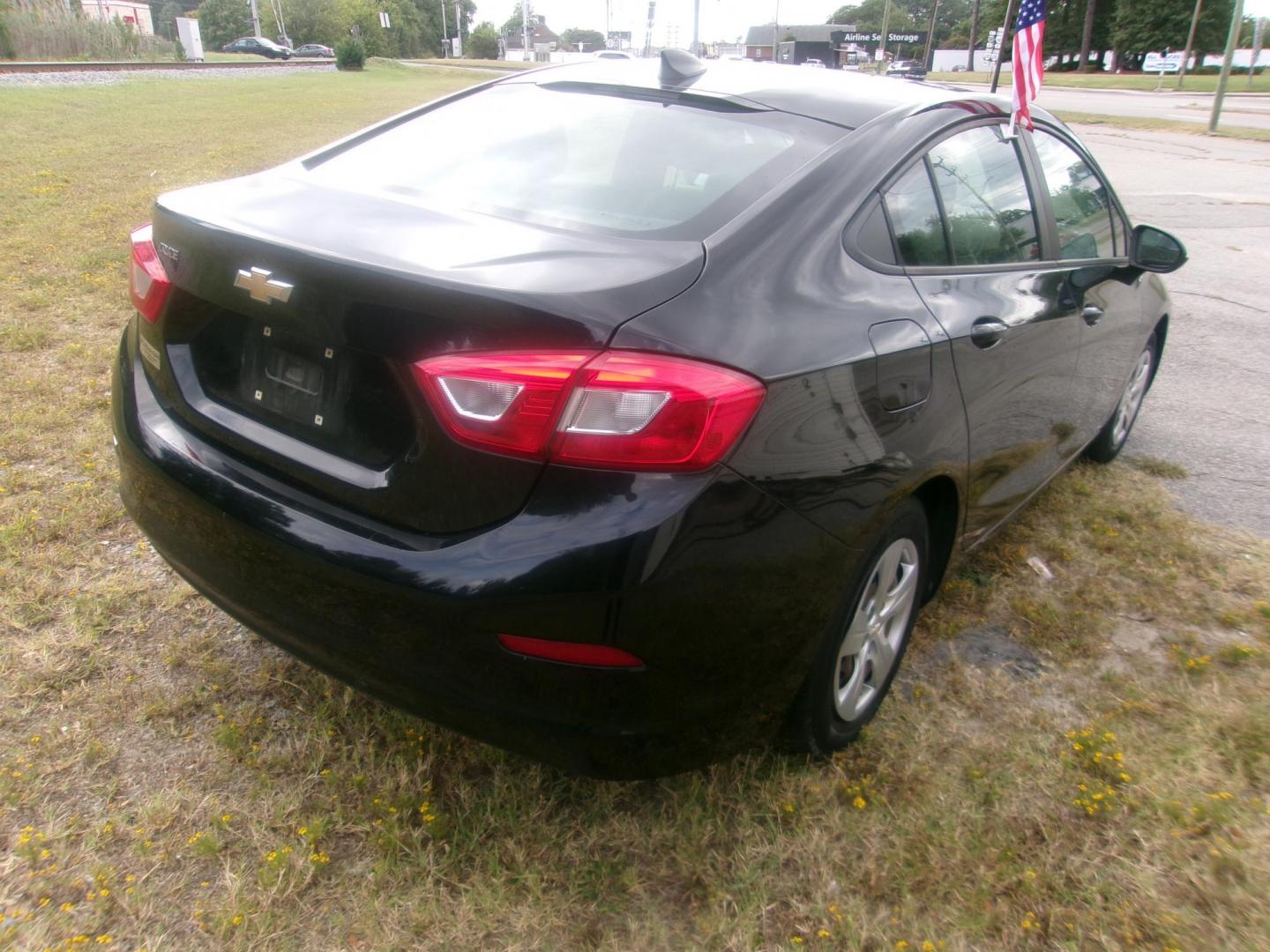 2017 Black Chevrolet Cruze LS Auto (1G1BC5SM3H7) with an 1.4L L4 DOHC 16V TURBO engine, 6A transmission, located at 2553 Airline Blvd, Portsmouth, VA, 23701, (757) 488-8331, 36.813889, -76.357597 - Photo#5