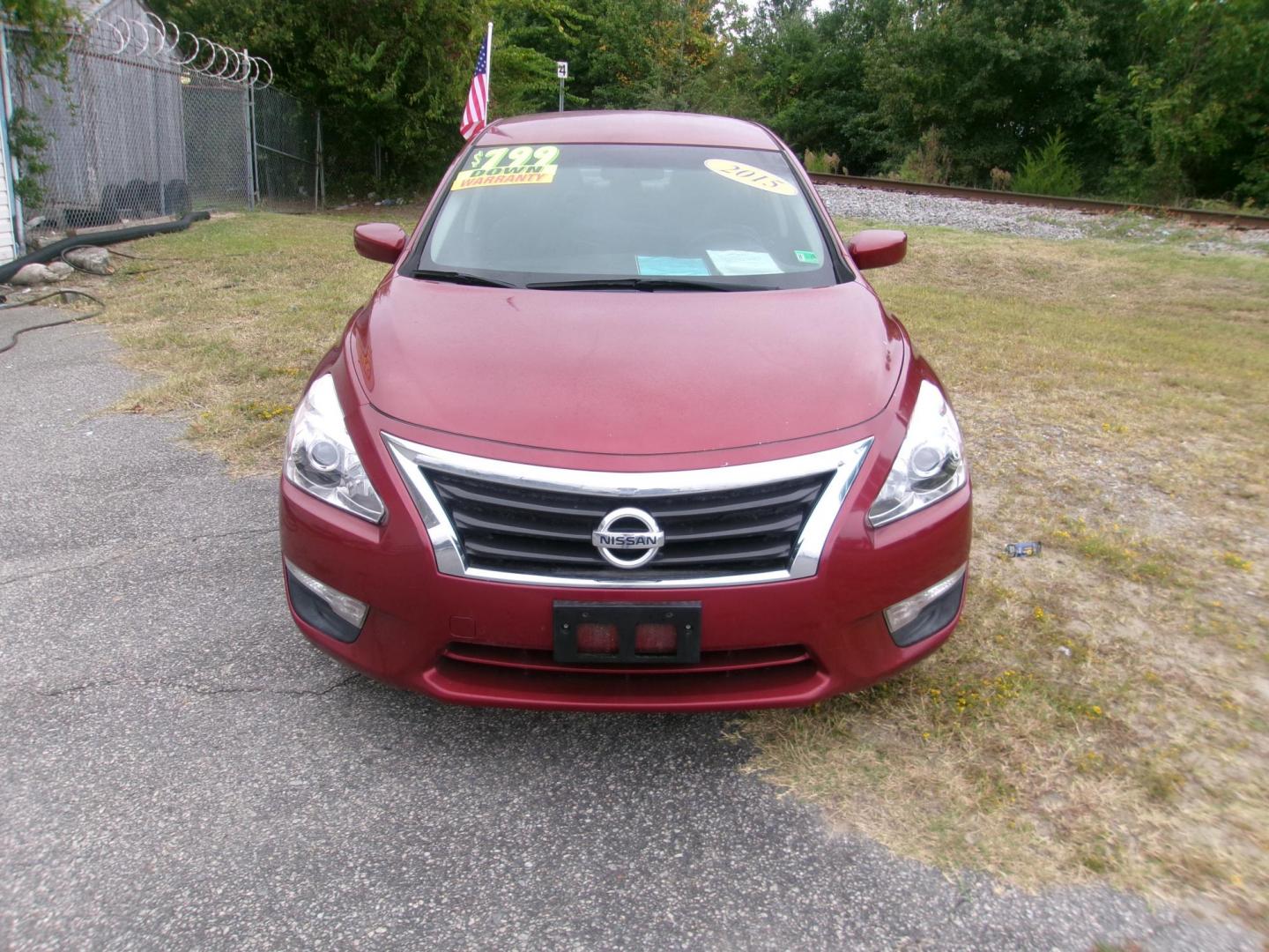 2015 Red Nissan Altima 2.5 S (1N4AL3AP8FC) with an 2.5L L4 DOHC 16V engine, Continuously Variable Transmission transmission, located at 2553 Airline Blvd, Portsmouth, VA, 23701, (757) 488-8331, 36.813889, -76.357597 - Photo#2