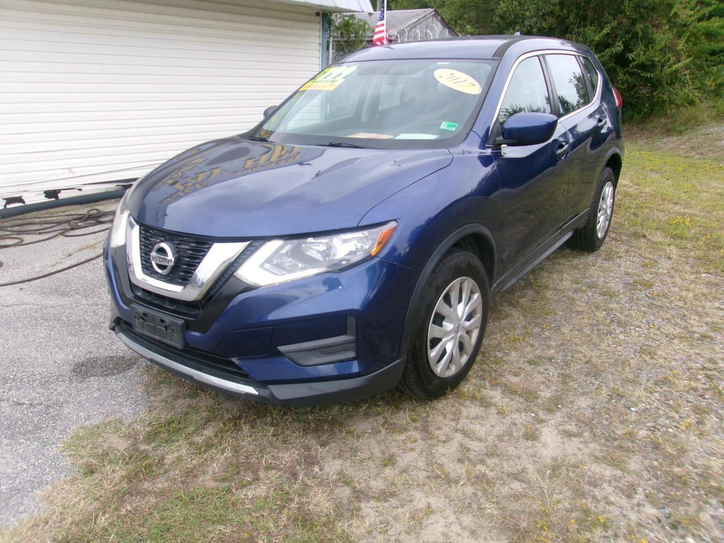 2017 Blue Nissan Rogue SL AWD (JN8AT2MV9HW) with an 2.5L L4 DOHC 16V engine, CVT transmission, located at 2553 Airline Blvd, Portsmouth, VA, 23701, (757) 488-8331, 36.813889, -76.357597 - ***VEHICLE TERMS*** Down Payment: $799 Weekly Payment: $110 APR: 23.9% Repayment Terms: 42 Months *** CALL ELIZABETH SMITH - DIRECTOR OF MARKETING @ 757-488-8331 TO SCHEDULE YOUR APPOINTMENT TODAY AND GET PRE-APPROVED RIGHT OVER THE PHONE*** - Photo#1