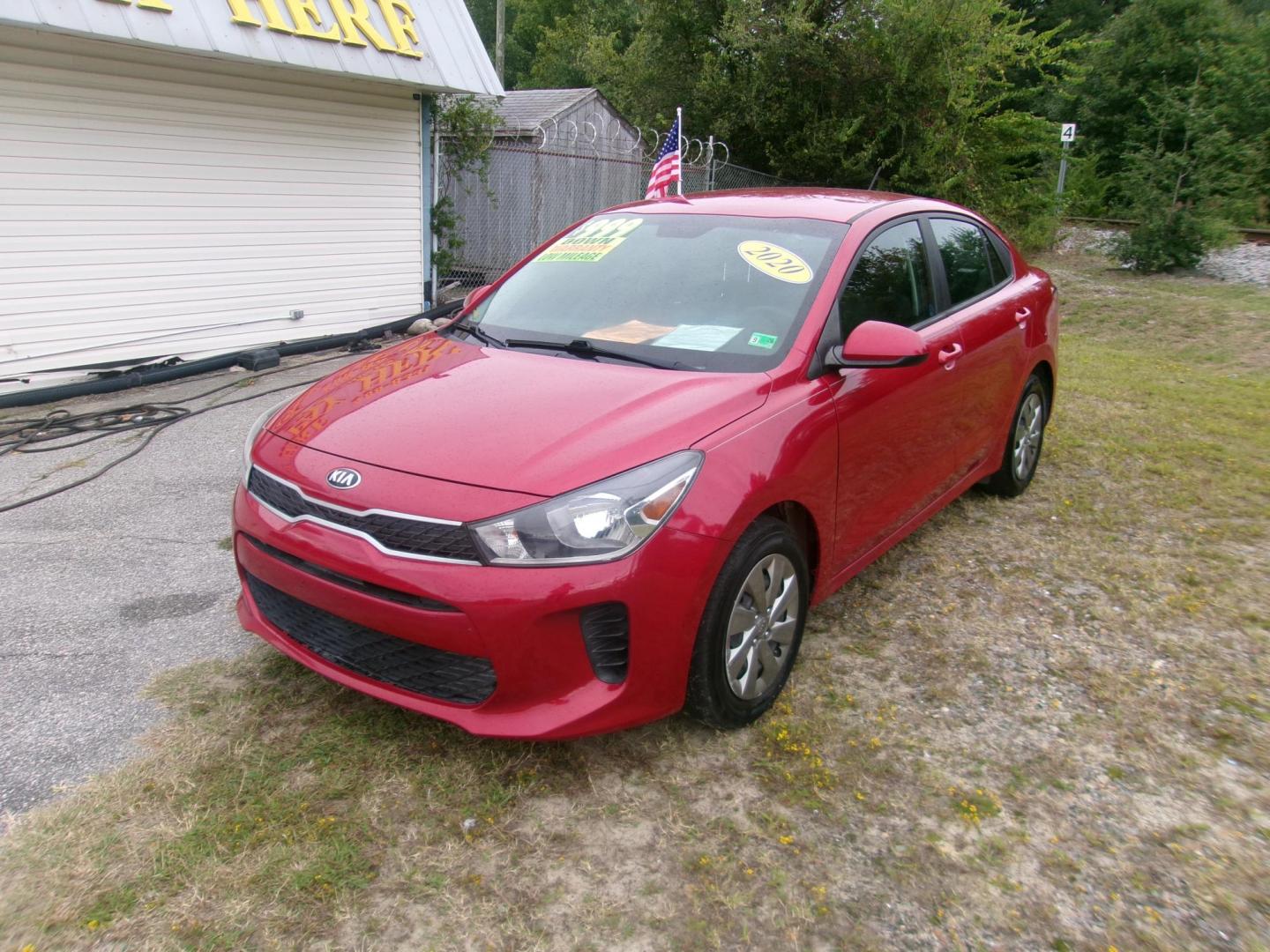 2020 Red Kia Rio LX (3KPA24AD2LE) with an 1.6L L4 DOHC 16V engine, 6A transmission, located at 2553 Airline Blvd, Portsmouth, VA, 23701, (757) 488-8331, 36.813889, -76.357597 - ***VEHICLE TERMS*** Down Payment: $999 Weekly Payment: $120 APR: 23.9% Repayment Terms: 42 Months *** CALL ELIZABETH SMITH - DIRECTOR OF MARKETING @ 757-488-8331 TO SCHEDULE YOUR APPOINTMENT TODAY AND GET PRE-APPROVED RIGHT OVER THE PHONE*** - Photo#2