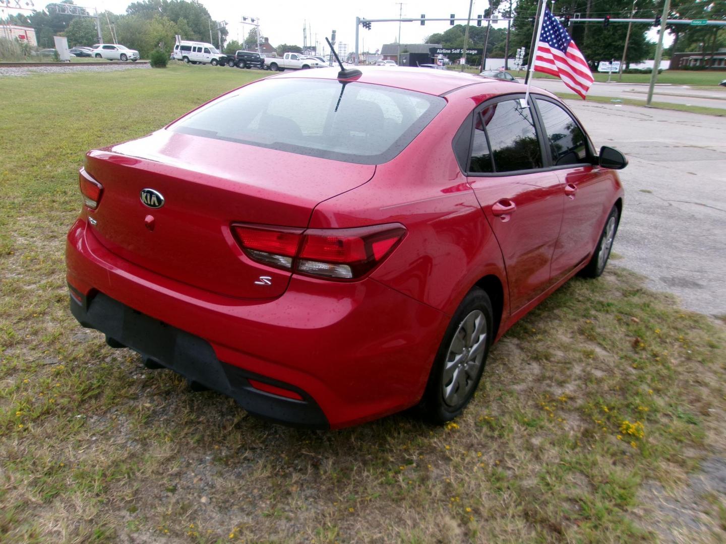2020 Red Kia Rio LX (3KPA24AD2LE) with an 1.6L L4 DOHC 16V engine, 6A transmission, located at 2553 Airline Blvd, Portsmouth, VA, 23701, (757) 488-8331, 36.813889, -76.357597 - ***VEHICLE TERMS*** Down Payment: $999 Weekly Payment: $120 APR: 23.9% Repayment Terms: 42 Months *** CALL ELIZABETH SMITH - DIRECTOR OF MARKETING @ 757-488-8331 TO SCHEDULE YOUR APPOINTMENT TODAY AND GET PRE-APPROVED RIGHT OVER THE PHONE*** - Photo#6