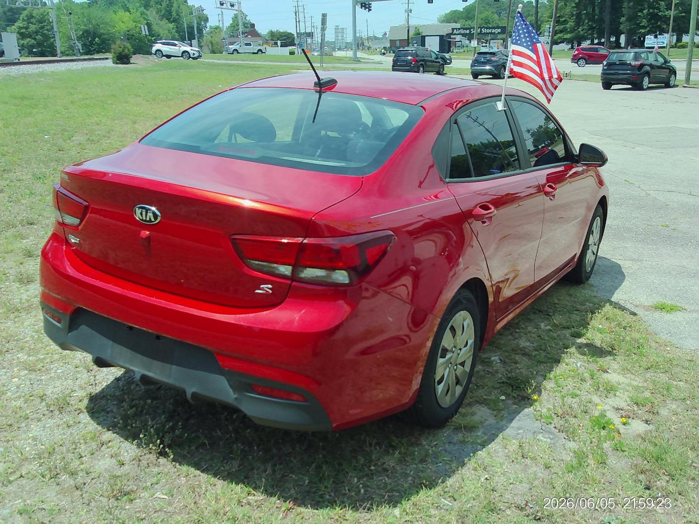 2020 Red Kia Rio LX (3KPA24AD2LE) with an 1.6L L4 DOHC 16V engine, 6A transmission, located at 2553 Airline Blvd, Portsmouth, VA, 23701, (757) 488-8331, 36.813889, -76.357597 - ***VEHICLE TERMS*** Down Payment: $799 Weekly Payment: $115 APR: 23.9% Repayment Terms: 42 Months *** CALL ELIZABETH SMITH - DIRECTOR OF MARKETING @ 757-488-8331 TO SCHEDULE YOUR APPOINTMENT TODAY AND GET PRE-APPROVED RIGHT OVER THE PHONE*** - Photo#5