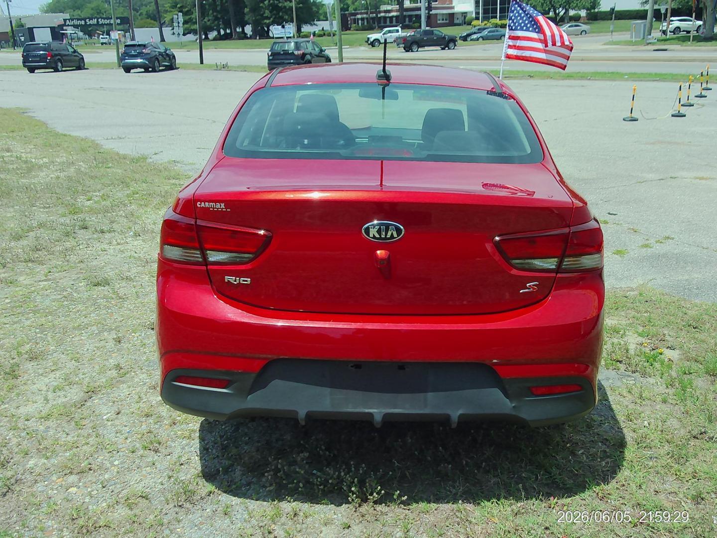 2020 Red Kia Rio LX (3KPA24AD2LE) with an 1.6L L4 DOHC 16V engine, 6A transmission, located at 2553 Airline Blvd, Portsmouth, VA, 23701, (757) 488-8331, 36.813889, -76.357597 - ***VEHICLE TERMS*** Down Payment: $799 Weekly Payment: $115 APR: 23.9% Repayment Terms: 42 Months *** CALL ELIZABETH SMITH - DIRECTOR OF MARKETING @ 757-488-8331 TO SCHEDULE YOUR APPOINTMENT TODAY AND GET PRE-APPROVED RIGHT OVER THE PHONE*** - Photo#6