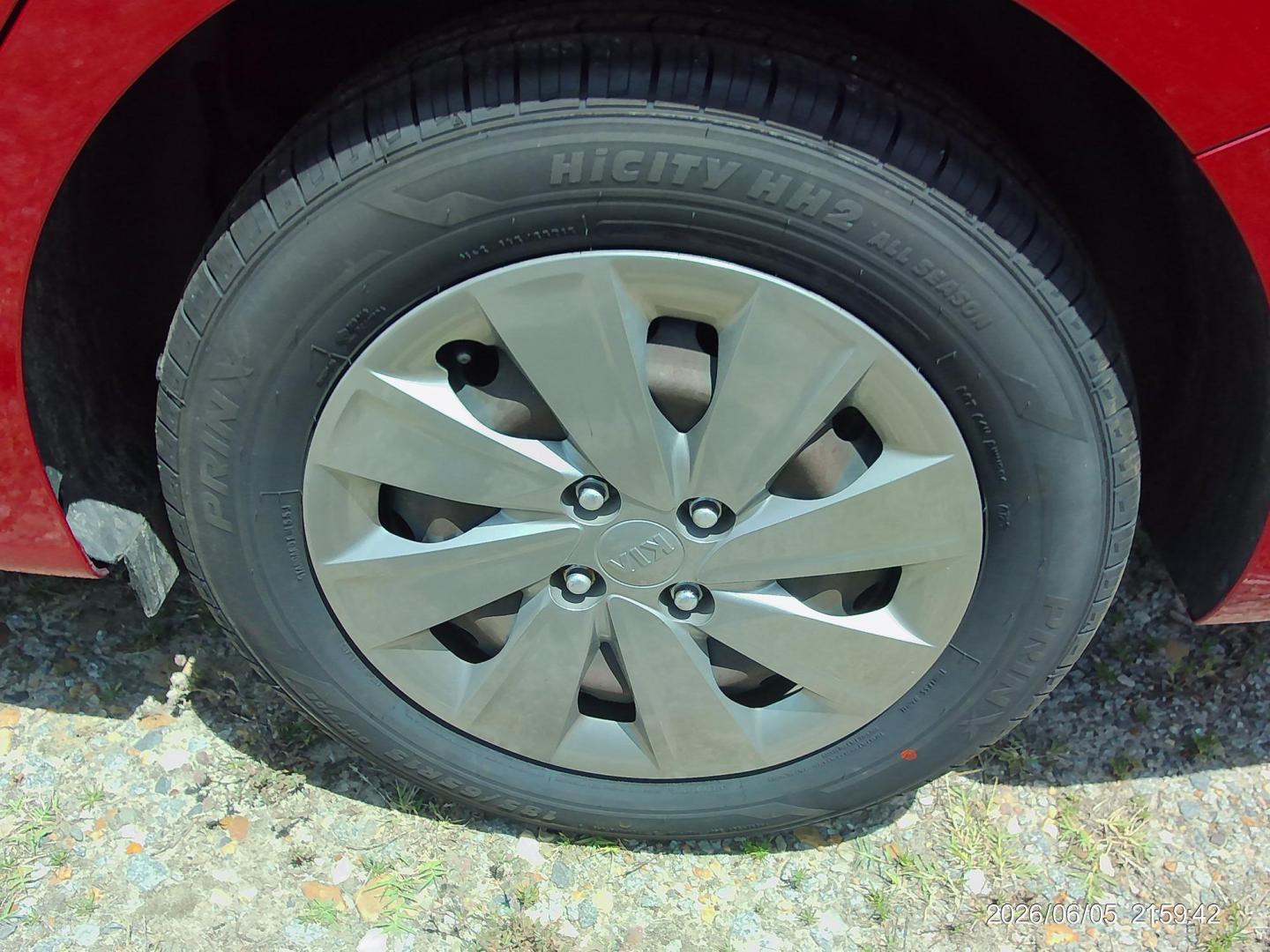 2020 Red Kia Rio LX (3KPA24AD2LE) with an 1.6L L4 DOHC 16V engine, 6A transmission, located at 2553 Airline Blvd, Portsmouth, VA, 23701, (757) 488-8331, 36.813889, -76.357597 - ***VEHICLE TERMS*** Down Payment: $799 Weekly Payment: $115 APR: 23.9% Repayment Terms: 42 Months *** CALL ELIZABETH SMITH - DIRECTOR OF MARKETING @ 757-488-8331 TO SCHEDULE YOUR APPOINTMENT TODAY AND GET PRE-APPROVED RIGHT OVER THE PHONE*** - Photo#8