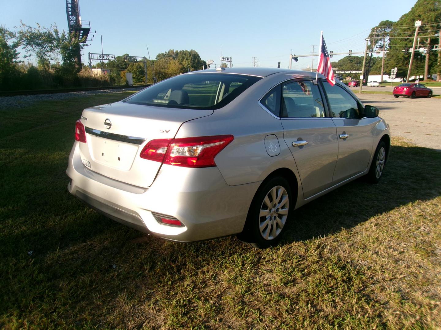2017 Silver Nissan Sentra S 6MT (3N1AB7APXHL) with an 1.8L L4 SFI DOHC 16V engine, 6M transmission, located at 2553 Airline Blvd, Portsmouth, VA, 23701, (757) 488-8331, 36.813889, -76.357597 - Photo#5