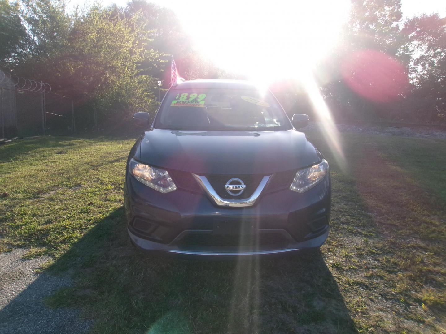 2016 Blue Nissan Rogue S 2WD (KNMAT2MT8GP) with an 2.5L L4 DOHC 16V engine, CVT transmission, located at 2553 Airline Blvd, Portsmouth, VA, 23701, (757) 488-8331, 36.813889, -76.357597 - ***VEHICLE TERMS*** Down Payment: $899 Weekly Payment: $115 APR: 23.9% Repayment Terms: 42 Months *** CALL ELIZABETH SMITH - DIRECTOR OF MARKETING @ 757-488-8331 TO SCHEDULE YOUR APPOINTMENT TODAY AND GET PRE-APPROVED RIGHT OVER THE PHONE*** - Photo#2