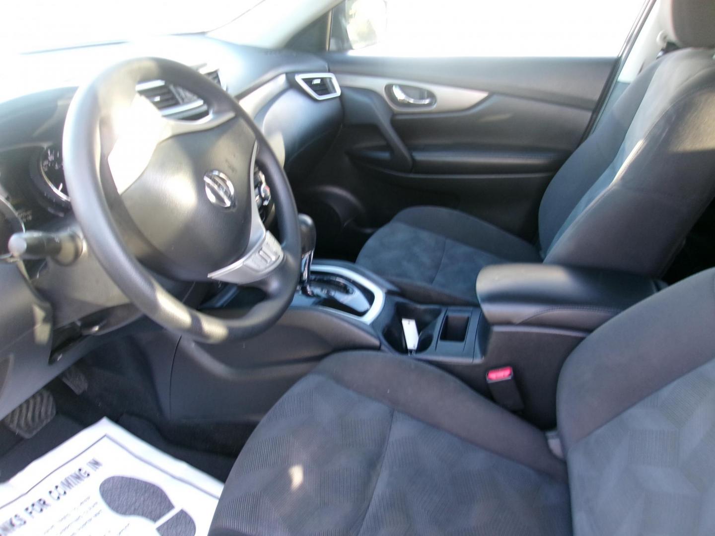 2016 Blue Nissan Rogue S 2WD (KNMAT2MT8GP) with an 2.5L L4 DOHC 16V engine, CVT transmission, located at 2553 Airline Blvd, Portsmouth, VA, 23701, (757) 488-8331, 36.813889, -76.357597 - ***VEHICLE TERMS*** Down Payment: $899 Weekly Payment: $115 APR: 23.9% Repayment Terms: 42 Months *** CALL ELIZABETH SMITH - DIRECTOR OF MARKETING @ 757-488-8331 TO SCHEDULE YOUR APPOINTMENT TODAY AND GET PRE-APPROVED RIGHT OVER THE PHONE*** - Photo#9