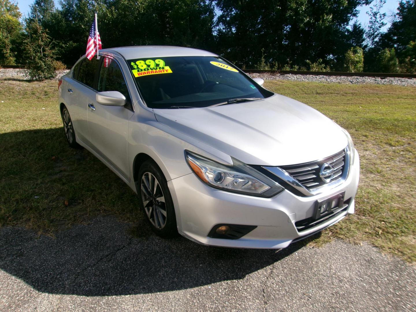 2017 Silver Nissan Altima 2.5 S (1N4AL3AP5HC) with an 2.5L L4 DOHC 16V engine, CVT transmission, located at 2553 Airline Blvd, Portsmouth, VA, 23701, (757) 488-8331, 36.813889, -76.357597 - ***VEHICLE TERMS*** Down Payment: $899 Weekly Payment: $120 APR: 23.9% Repayment Terms: 42 Months *** CALL ELIZABETH SMITH - DIRECTOR OF MARKETING @ 757-488-8331 TO SCHEDULE YOUR APPOINTMENT TODAY AND GET PRE-APPROVED RIGHT OVER THE PHONE*** - Photo#3