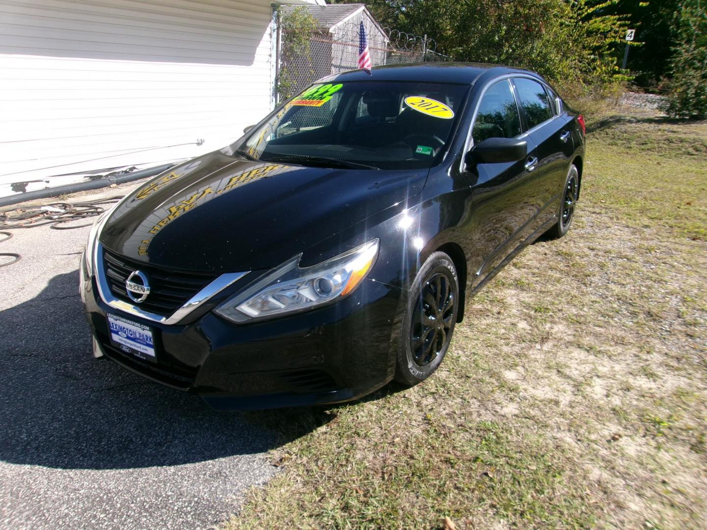 2017 Black Nissan Altima 2.5 S (1N4AL3AP9HN) with an 2.5L L4 DOHC 16V engine, CVT transmission, located at 2553 Airline Blvd, Portsmouth, VA, 23701, (757) 488-8331, 36.813889, -76.357597 - ***VEHICLE TERMS*** Down Payment: $699 Weekly Payment: $110 APR: 23.9% Repayment Terms: 42 Months *** CALL ELIZABETH SMITH - DIRECTOR OF MARKETING @ 757-488-8331 TO SCHEDULE YOUR APPOINTMENT TODAY AND GET PRE-APPROVED RIGHT OVER THE PHONE*** - Photo#1