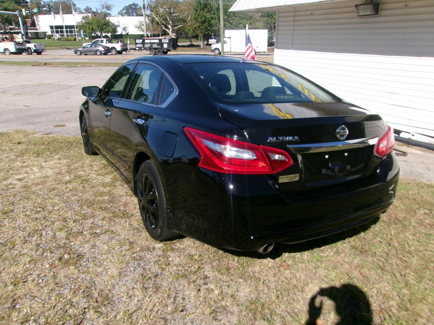 2017 Black Nissan Altima 2.5 S (1N4AL3AP9HN) with an 2.5L L4 DOHC 16V engine, CVT transmission, located at 2553 Airline Blvd, Portsmouth, VA, 23701, (757) 488-8331, 36.813889, -76.357597 - ***VEHICLE TERMS*** Down Payment: $699 Weekly Payment: $110 APR: 23.9% Repayment Terms: 42 Months *** CALL ELIZABETH SMITH - DIRECTOR OF MARKETING @ 757-488-8331 TO SCHEDULE YOUR APPOINTMENT TODAY AND GET PRE-APPROVED RIGHT OVER THE PHONE*** - Photo#7