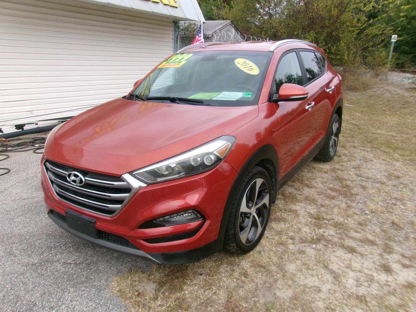 2016 Red Hyundai Tucson Eco AWD (KM8J3CA22GU) with an 1.6L L4 DOHC 16V engine, 7A transmission, located at 2553 Airline Blvd, Portsmouth, VA, 23701, (757) 488-8331, 36.813889, -76.357597 - ***VEHICLE TERMS*** Down Payment: $999 Weekly Payment: $125 APR: 23.9% Repayment Terms: 42 Months *** CALL ELIZABETH SMITH - DIRECTOR OF MARKETING @ 757-488-8331 TO SCHEDULE YOUR APPOINTMENT TODAY AND GET PRE-APPROVED RIGHT OVER THE PHONE*** - Photo#1