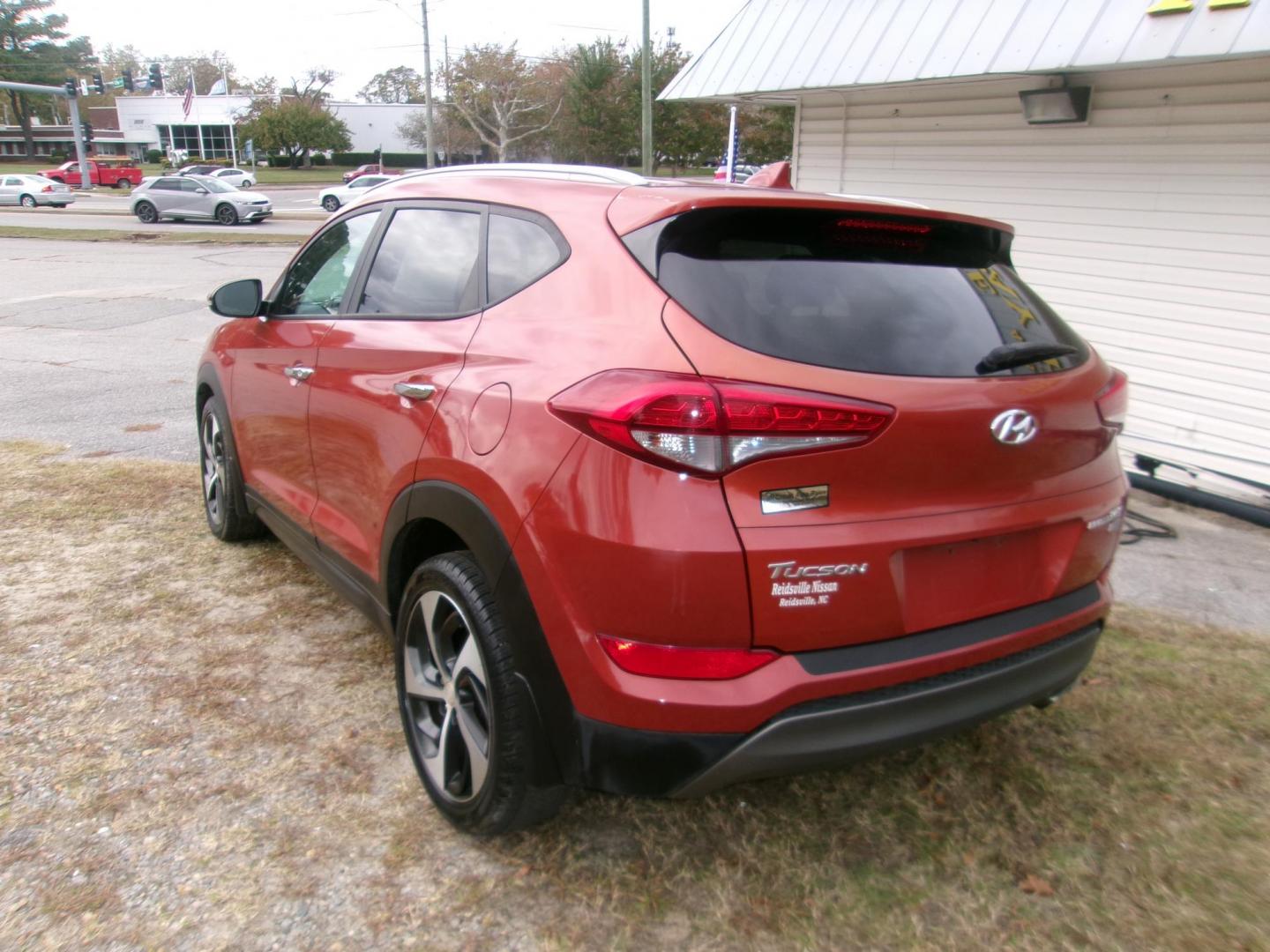 2016 Red Hyundai Tucson Eco AWD (KM8J3CA22GU) with an 1.6L L4 DOHC 16V engine, 7A transmission, located at 2553 Airline Blvd, Portsmouth, VA, 23701, (757) 488-8331, 36.813889, -76.357597 - ***VEHICLE TERMS*** Down Payment: $999 Weekly Payment: $125 APR: 23.9% Repayment Terms: 42 Months *** CALL ELIZABETH SMITH - DIRECTOR OF MARKETING @ 757-488-8331 TO SCHEDULE YOUR APPOINTMENT TODAY AND GET PRE-APPROVED RIGHT OVER THE PHONE*** - Photo#7