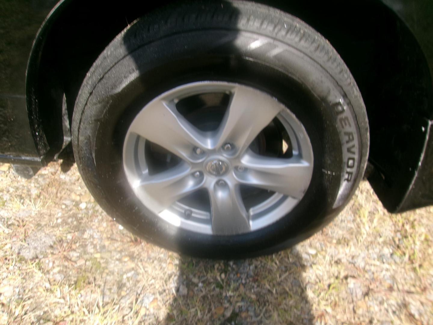 2015 Black Nissan Quest S (JN8AE2KP6F9) with an 3.5L V6 DOHC 24V engine, Continuously Variable Transmission transmission, located at 2553 Airline Blvd, Portsmouth, VA, 23701, (757) 488-8331, 36.813889, -76.357597 - ***VEHICLE TERMS*** Down Payment: $799 Weekly Payment: $110 APR: 23.9% Repayment Terms: 42 Months *** CALL ELIZABETH SMITH - DIRECTOR OF MARKETING @ 757-488-8331 TO SCHEDULE YOUR APPOINTMENT TODAY AND GET PRE-APPROVED RIGHT OVER THE PHONE*** - Photo#8