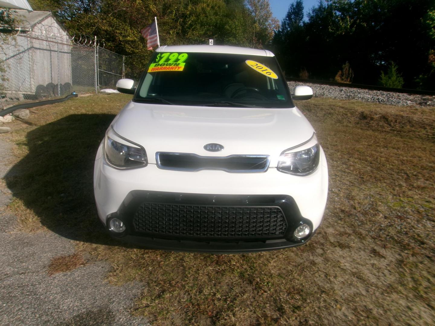 2016 White Kia Soul + (KNDJP3A57G7) with an 2.0L L4 DOHC 16V engine, 6A transmission, located at 2553 Airline Blvd, Portsmouth, VA, 23701, (757) 488-8331, 36.813889, -76.357597 - Photo#2