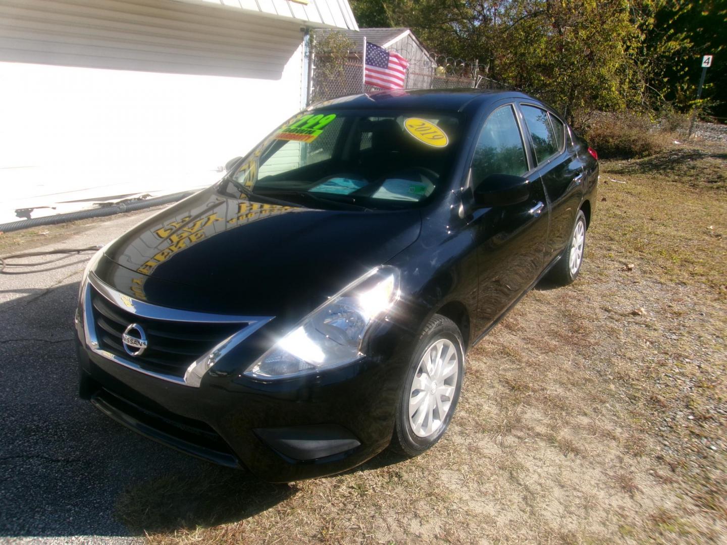 2019 Black Nissan Versa 1.6 SV Sedan (3N1CN7AP6KL) with an 1.6L L4 DOHC 16V engine, CVT transmission, located at 2553 Airline Blvd, Portsmouth, VA, 23701, (757) 488-8331, 36.813889, -76.357597 - ***VEHICLE TERMS*** Down Payment: $799 Weekly Payment: $115 APR: 23.9% Repayment Terms: 42 Months *** CALL ELIZABETH SMITH - DIRECTOR OF MARKETING @ 757-488-8331 TO SCHEDULE YOUR APPOINTMENT TODAY AND GET PRE-APPROVED RIGHT OVER THE PHONE*** - Photo#1