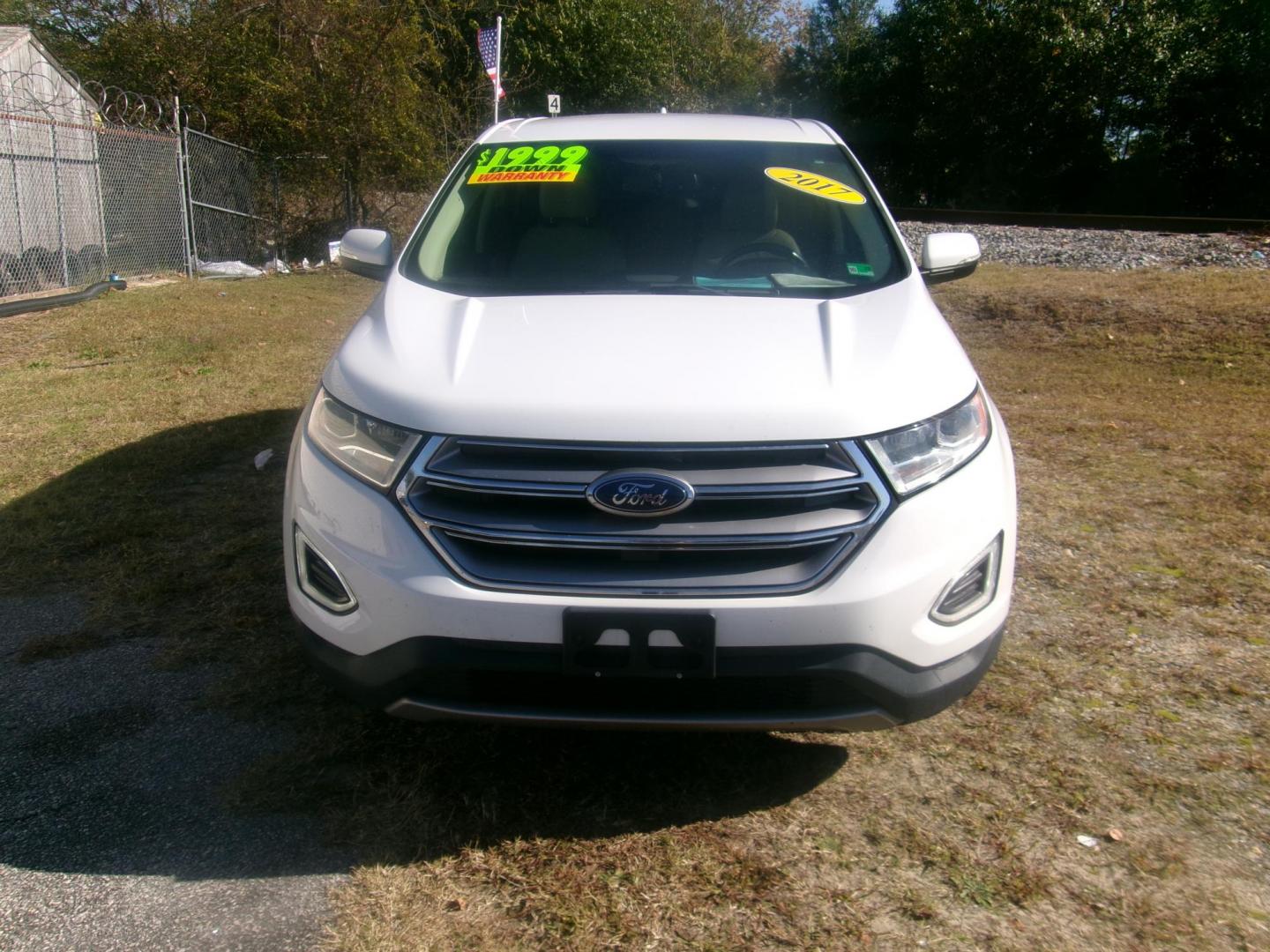 2017 White Ford Edge SEL AWD (2FMPK4J90HB) with an 2.0L L4 DOHC 16V engine, 6A transmission, located at 2553 Airline Blvd, Portsmouth, VA, 23701, (757) 488-8331, 36.813889, -76.357597 - ***VEHICLE TERMS*** Down Payment: $1999 Weekly Payment: $125 APR: 23.9% Repayment Terms: 42 Months *** CALL ELIZABETH SMITH - DIRECTOR OF MARKETING @ 757-488-8331 TO SCHEDULE YOUR APPOINTMENT TODAY AND GET PRE-APPROVED RIGHT OVER THE PHONE*** - Photo#2