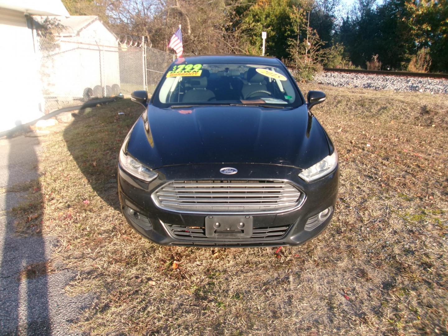 2015 Black Ford Fusion SE (3FA6P0H71FR) with an 2.5L L4 DOHC 16V engine, located at 2553 Airline Blvd, Portsmouth, VA, 23701, (757) 488-8331, 36.813889, -76.357597 - ***VEHICLE TERMS*** Down Payment: $799 Weekly Payment: $110 APR: 23.9% Repayment Terms: 42 Months *** CALL ELIZABETH SMITH - DIRECTOR OF MARKETING @ 757-488-8331 TO SCHEDULE YOUR APPOINTMENT TODAY AND GET PRE-APPROVED RIGHT OVER THE PHONE*** - Photo#2