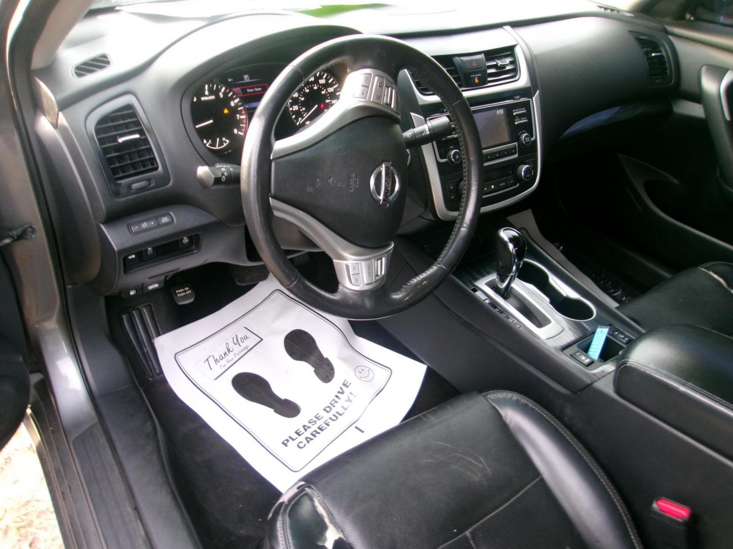 2017 Gray Nissan Altima 2.5 S (1N4AL3AP4HC) with an 2.5L L4 DOHC 16V engine, CVT transmission, located at 2553 Airline Blvd, Portsmouth, VA, 23701, (757) 488-8331, 36.813889, -76.357597 - ***VEHICLE TERMS*** Down Payment: $899 Weekly Payment: $115 APR: 23.9% Repayment Terms: 42 Months *** CALL ELIZABETH SMITH - DIRECTOR OF MARKETING @ 757-488-8331 TO SCHEDULE YOUR APPOINTMENT TODAY AND GET PRE-APPROVED RIGHT OVER THE PHONE*** - Photo#9