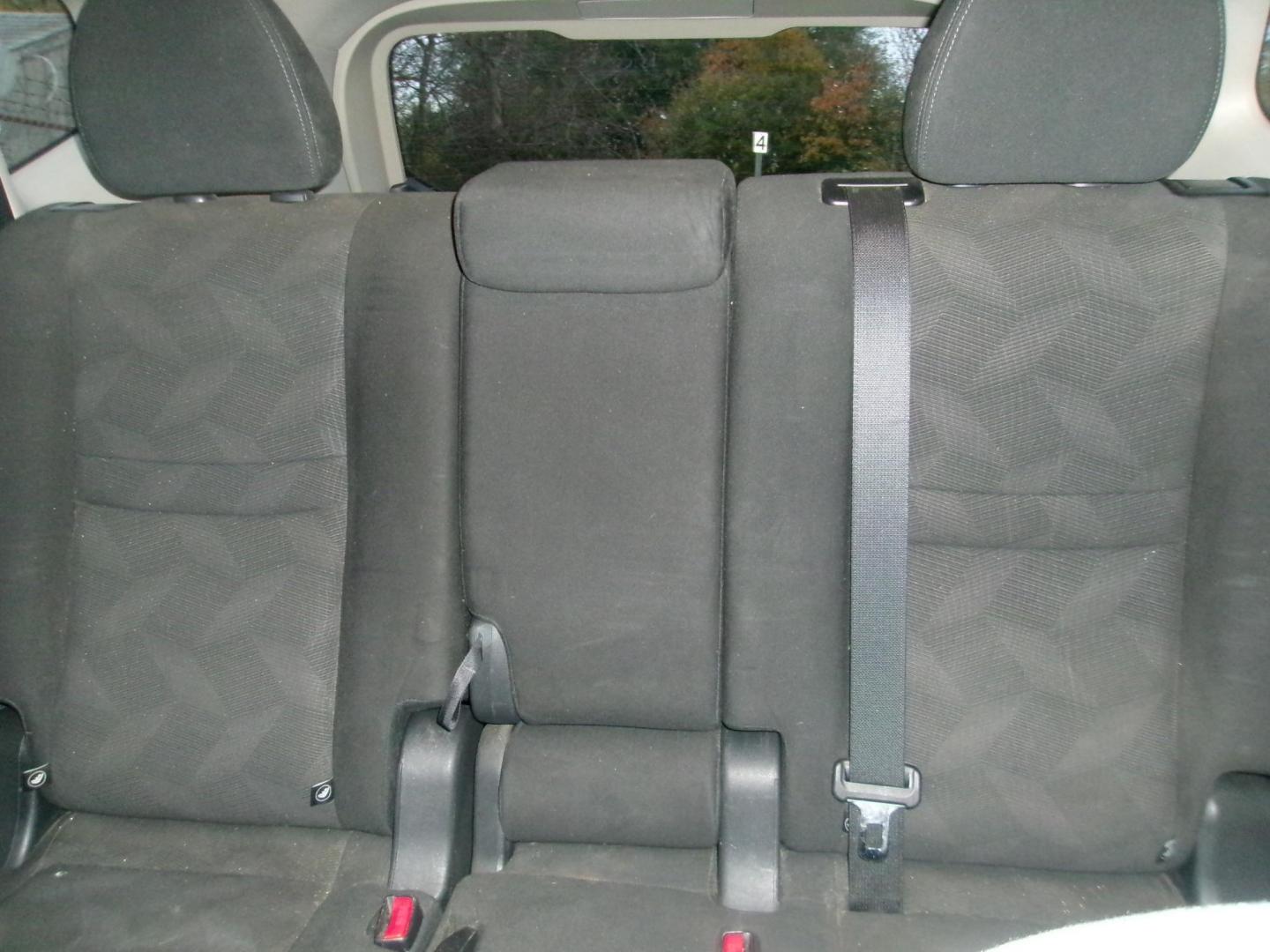 2016 Black Nissan Rogue SV AWD (KNMAT2MV8GP) with an 2.5L L4 DOHC 16V engine, CVT transmission, located at 2553 Airline Blvd, Portsmouth, VA, 23701, (757) 488-8331, 36.813889, -76.357597 - ***VEHICLE TERMS*** Down Payment: $999 Weekly Payment: $115 APR: 23.9% Repayment Terms: 42 Months *** CALL ELIZABETH SMITH - DIRECTOR OF MARKETING @ 757-488-8331 TO SCHEDULE YOUR APPOINTMENT TODAY AND GET PRE-APPROVED RIGHT OVER THE PHONE*** - Photo#10