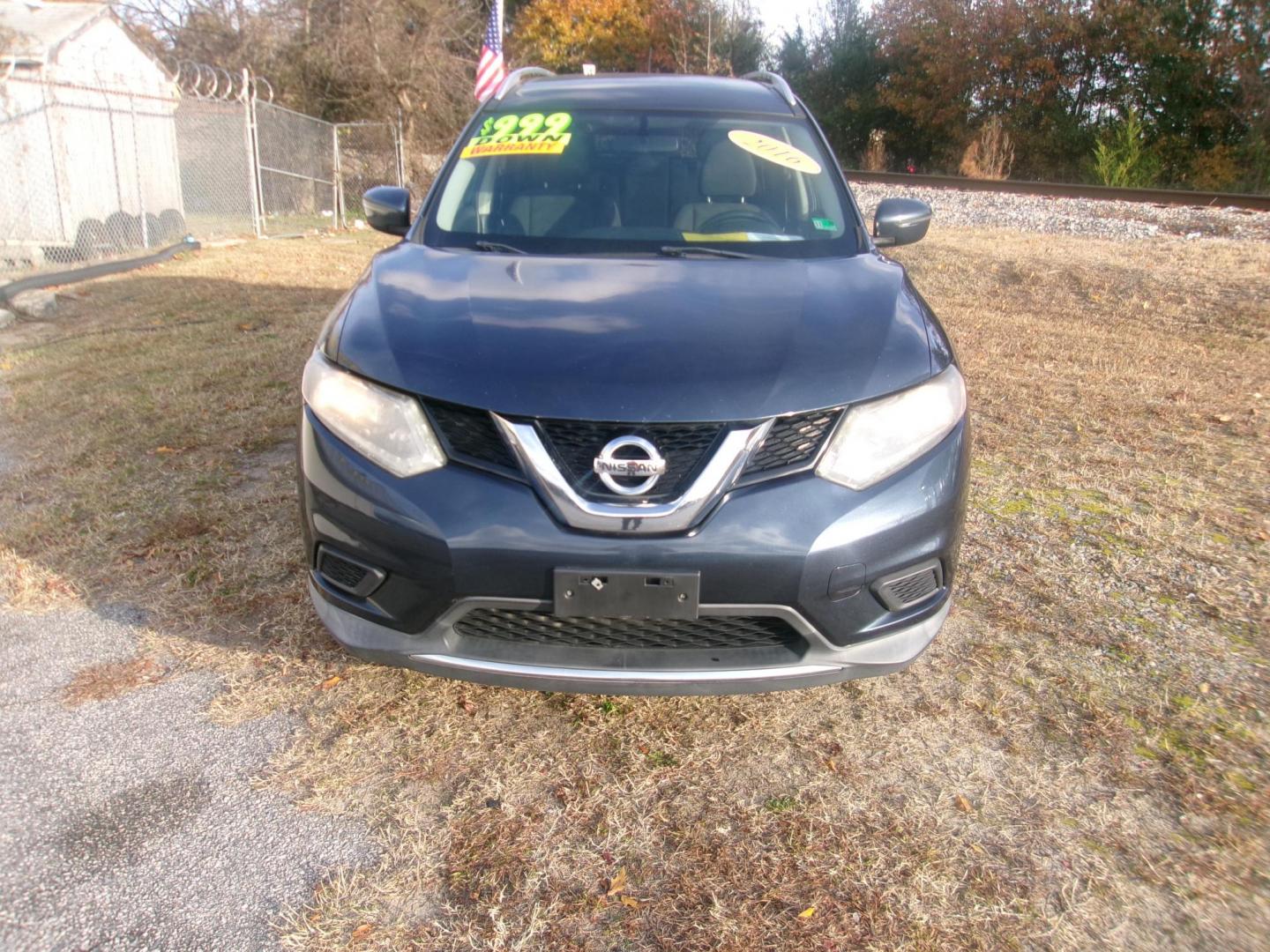2016 Blue Nissan Rogue SV AWD (KNMAT2MV1GP) with an 2.5L L4 DOHC 16V engine, CVT transmission, located at 2553 Airline Blvd, Portsmouth, VA, 23701, (757) 488-8331, 36.813889, -76.357597 - ***VEHICLE TERMS*** Down Payment: $999 Weekly Payment: $115 APR: 23.9% Repayment Terms: 42 Months *** CALL ELIZABETH SMITH - DIRECTOR OF MARKETING @ 757-488-8331 TO SCHEDULE YOUR APPOINTMENT TODAY AND GET PRE-APPROVED RIGHT OVER THE PHONE*** - Photo#2