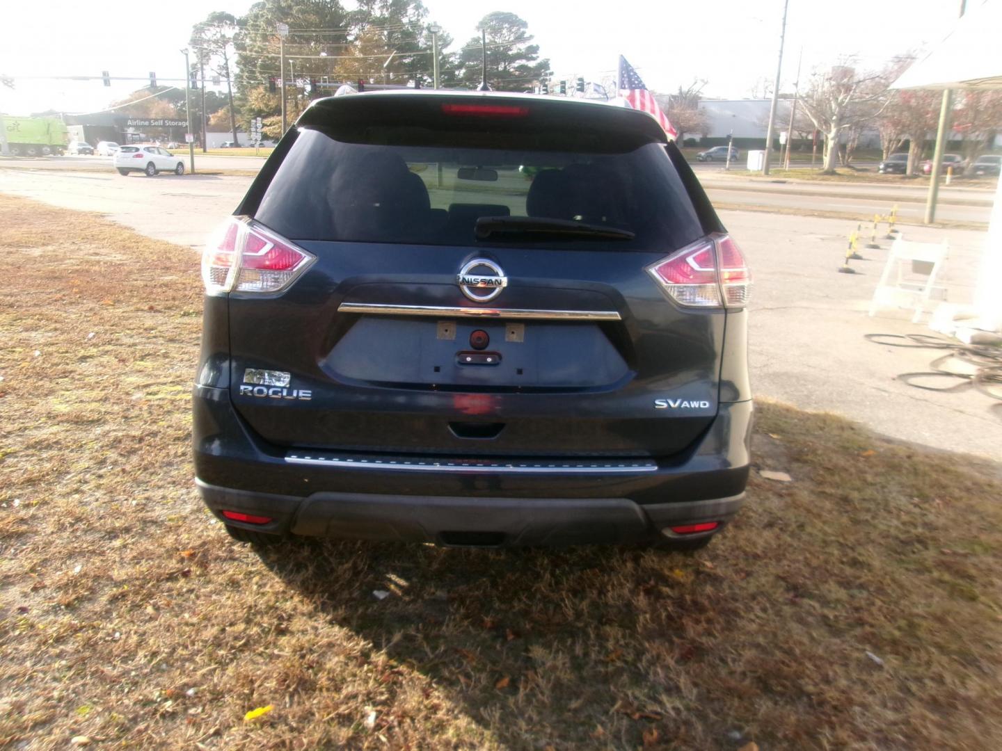 2016 Blue Nissan Rogue SV AWD (KNMAT2MV1GP) with an 2.5L L4 DOHC 16V engine, CVT transmission, located at 2553 Airline Blvd, Portsmouth, VA, 23701, (757) 488-8331, 36.813889, -76.357597 - ***VEHICLE TERMS*** Down Payment: $999 Weekly Payment: $115 APR: 23.9% Repayment Terms: 42 Months *** CALL ELIZABETH SMITH - DIRECTOR OF MARKETING @ 757-488-8331 TO SCHEDULE YOUR APPOINTMENT TODAY AND GET PRE-APPROVED RIGHT OVER THE PHONE*** - Photo#6