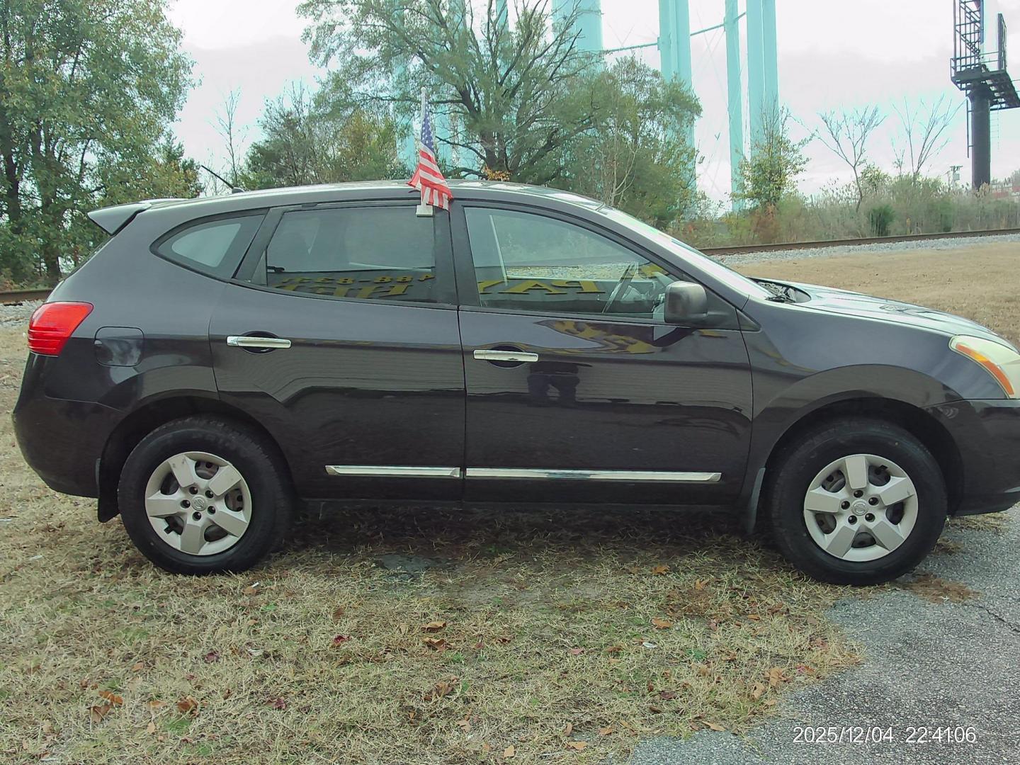 2013 Purple Nissan Rogue S AWD (JN8AS5MV0DW) with an 2.5L L4 DOHC 16V engine, Continuously Variable Transmission transmission, located at 2553 Airline Blvd, Portsmouth, VA, 23701, (757) 488-8331, 36.813889, -76.357597 - ***VEHICLE TERMS*** Down Payment: $599 Weekly Payment: $90 APR: 23.9% Repayment Terms: 42 Months *** CALL ELIZABETH SMITH - DIRECTOR OF MARKETING @ 757-488-8331 TO SCHEDULE YOUR APPOINTMENT TODAY AND GET PRE-APPROVED RIGHT OVER THE PHONE*** - Photo#4